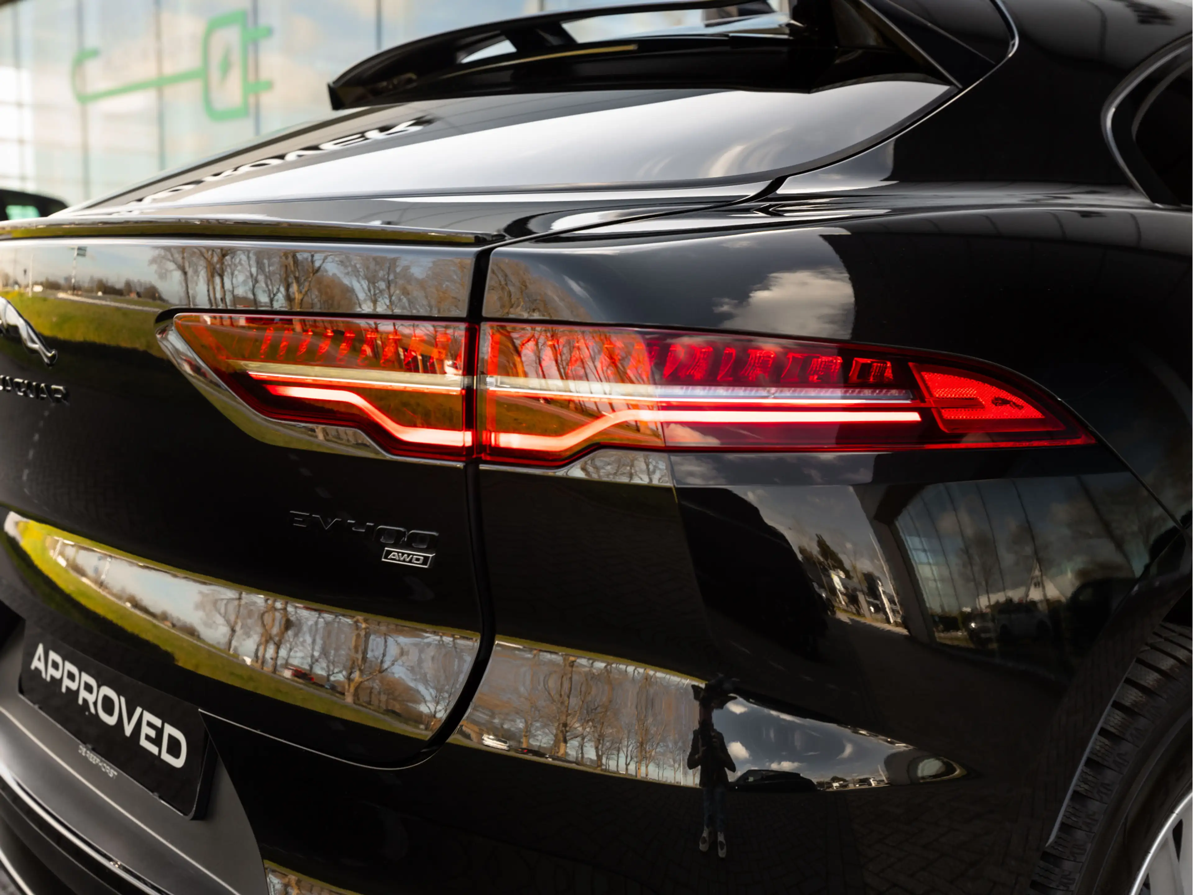Jaguar I-Pace EV400 S 90 kWh | Panoramadak | 3-fase laden | Blac — photo 27