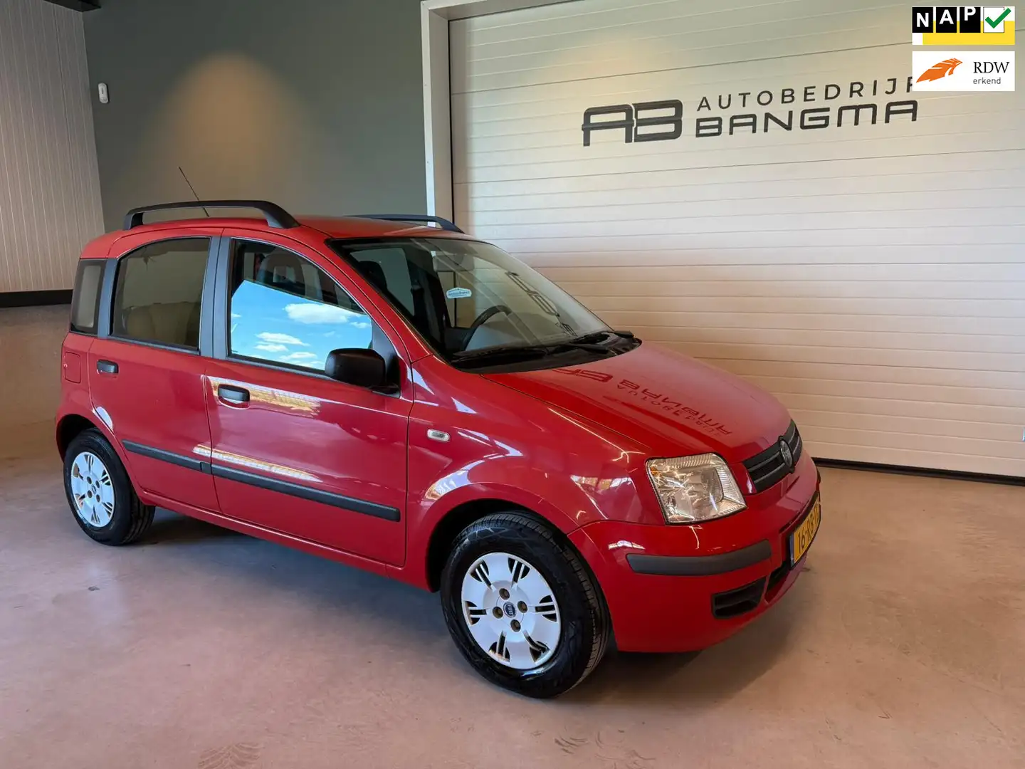Fiat Panda 1.2i 5-DEURS CLASS/STUURBEKRACHTING + CITY-FUNCTIE Rouge - 1