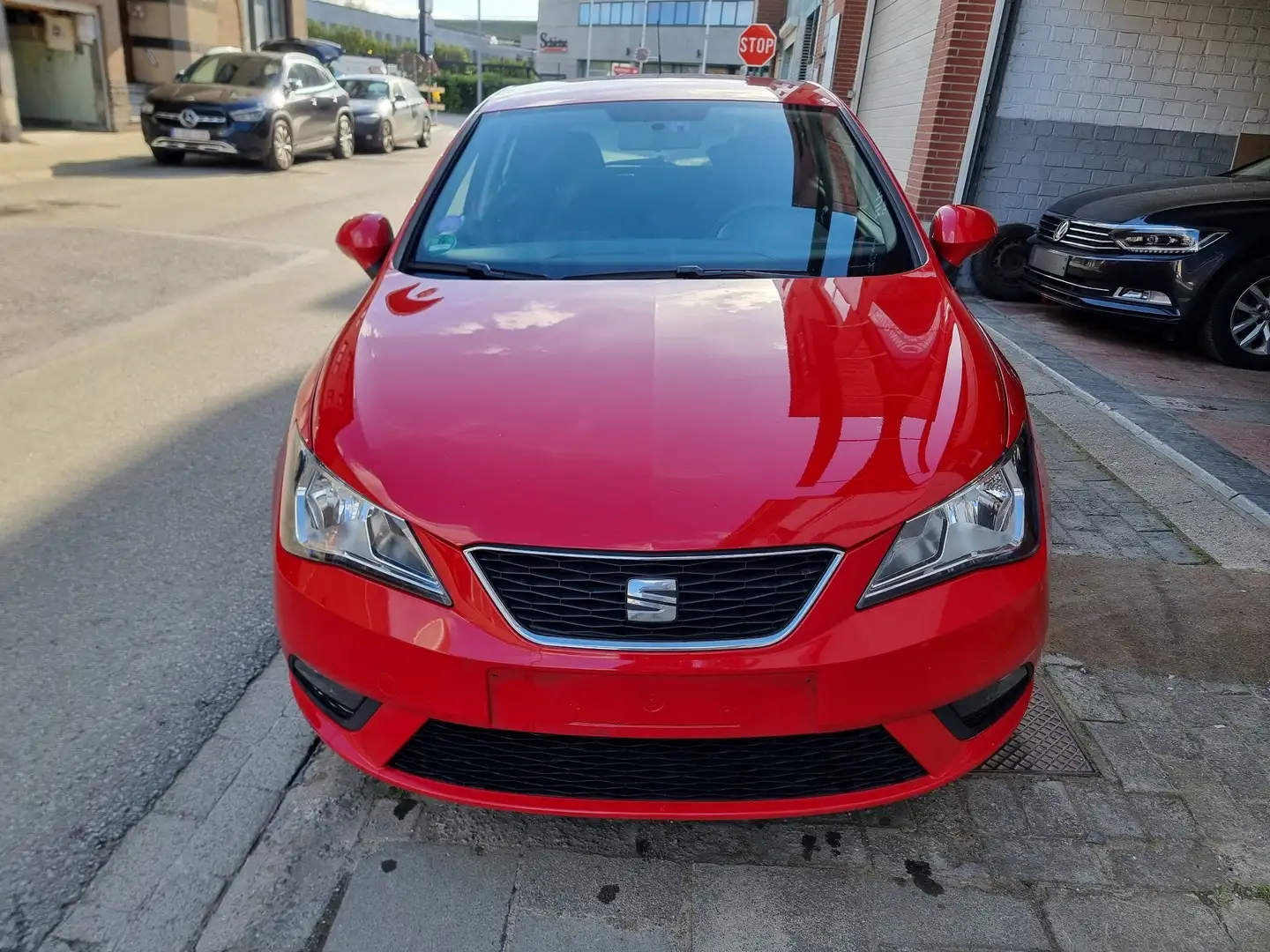 SEAT Ibiza 1.2 TSI Start & Stop avec demande d'immatriculatio Rouge - 1