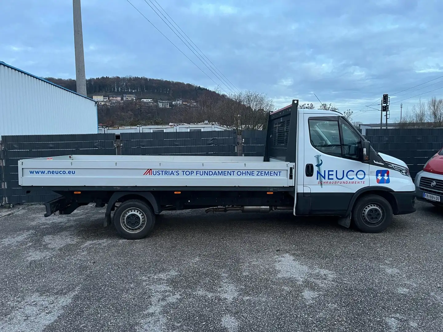 Iveco Daily Pritschenaufbau Pritsche 4400mm Maxi Weiß - 2