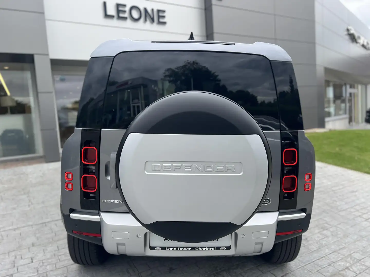 Land Rover Defender 90 S 3.0D peu de KMS!! Grau - 2