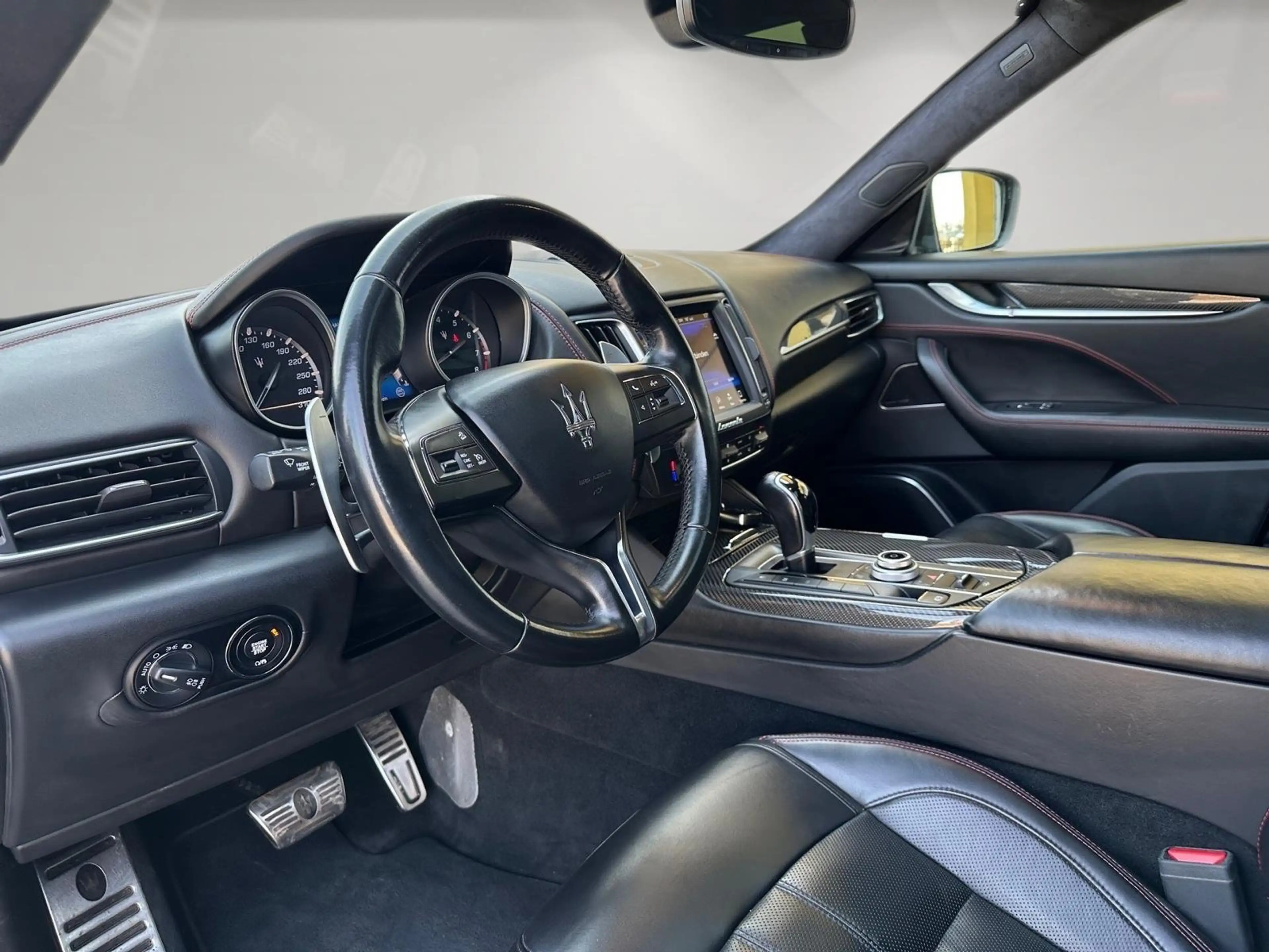 Maserati Levante S Q4/PANO/AHK/LUFT/HARMAN/21'ZOLL/SHZ/Memory/ — photo 9