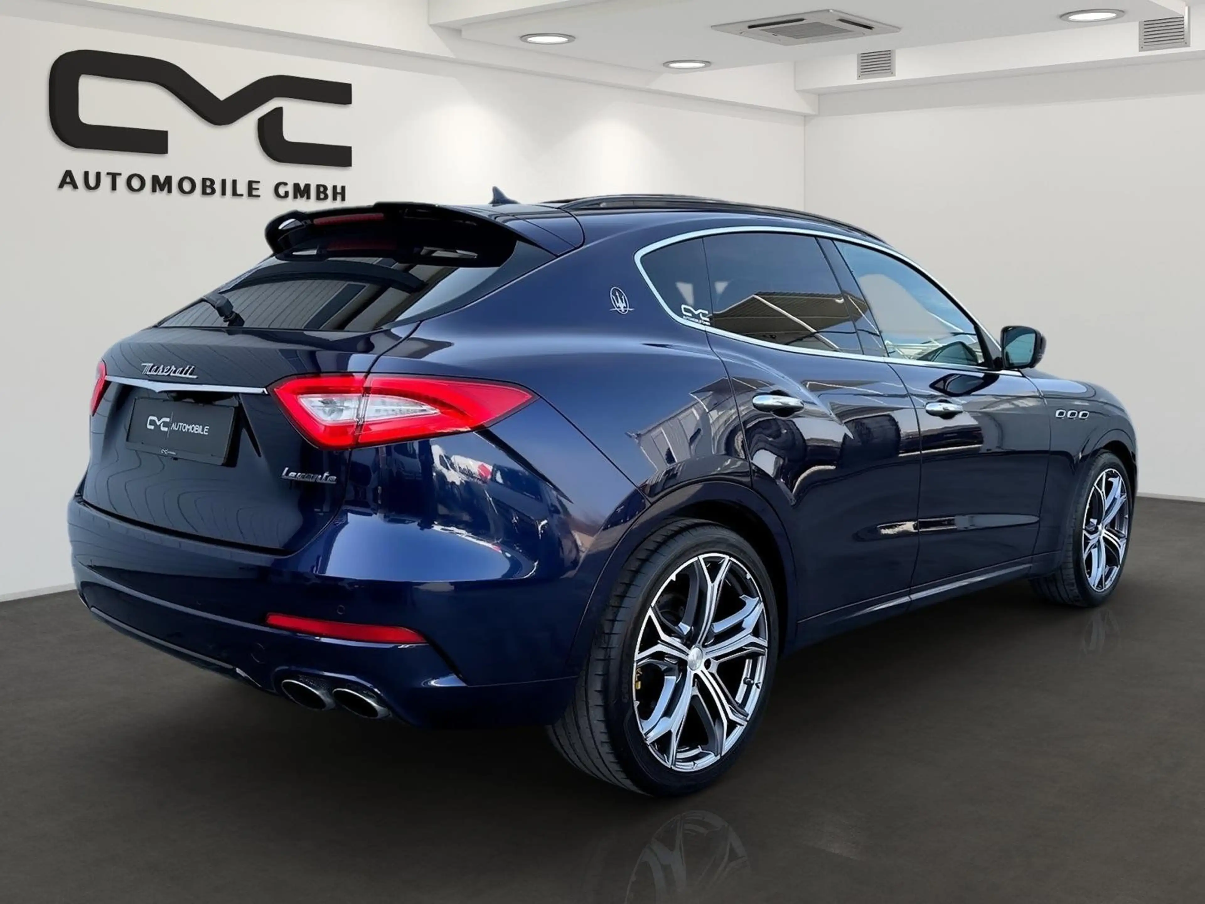 Maserati Levante S Q4/PANO/AHK/LUFT/HARMAN/21'ZOLL/SHZ/Memory/ — photo 4