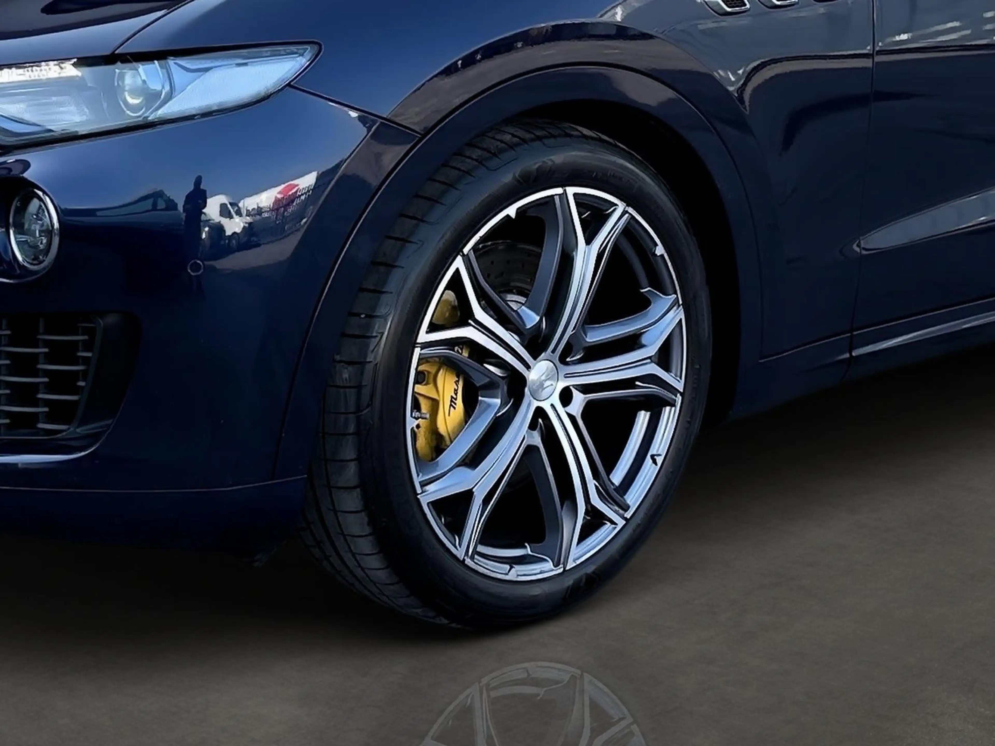 Maserati Levante S Q4/PANO/AHK/LUFT/HARMAN/21'ZOLL/SHZ/Memory/ — photo 6