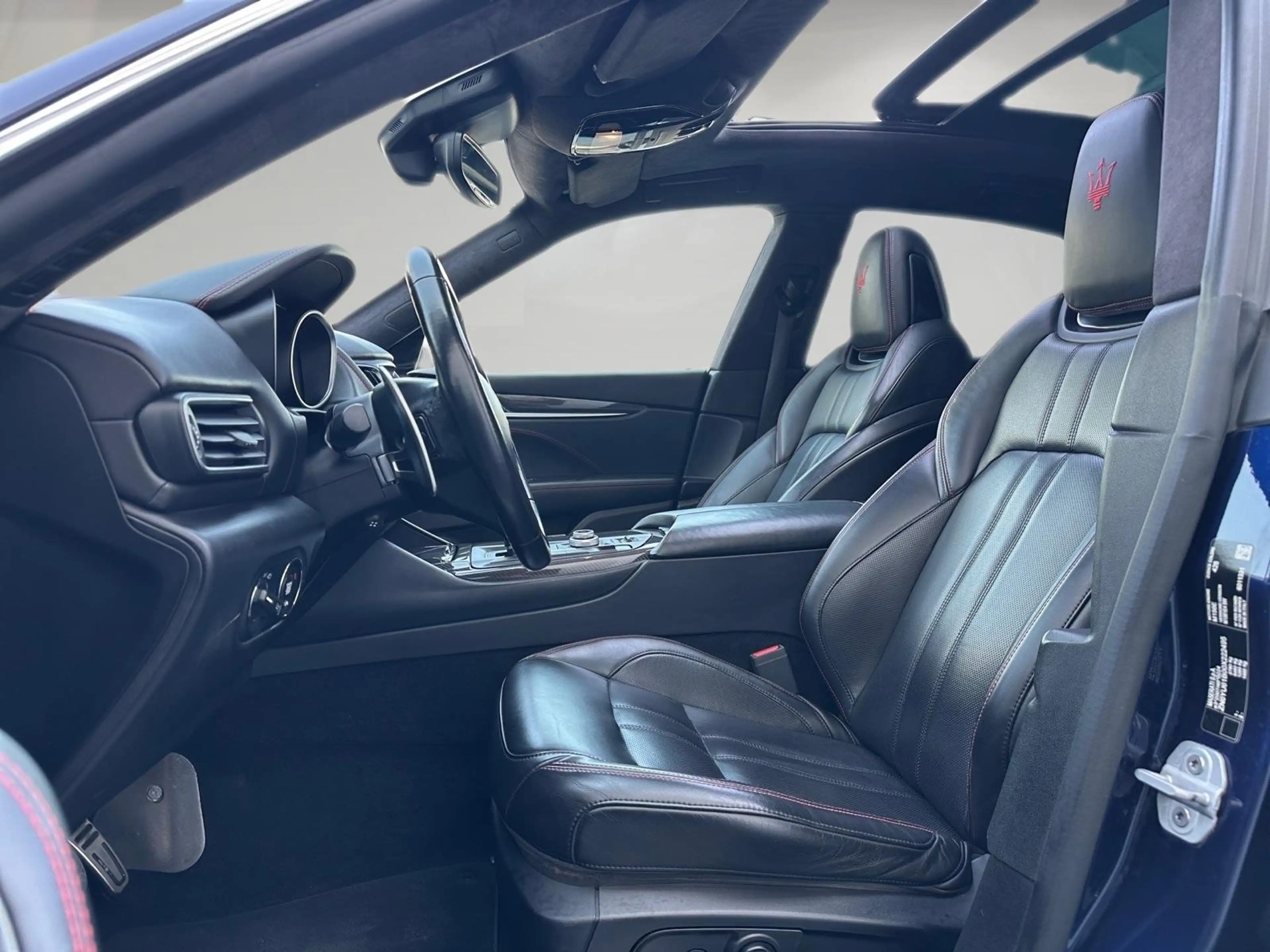 Maserati Levante S Q4/PANO/AHK/LUFT/HARMAN/21'ZOLL/SHZ/Memory/ — photo 7