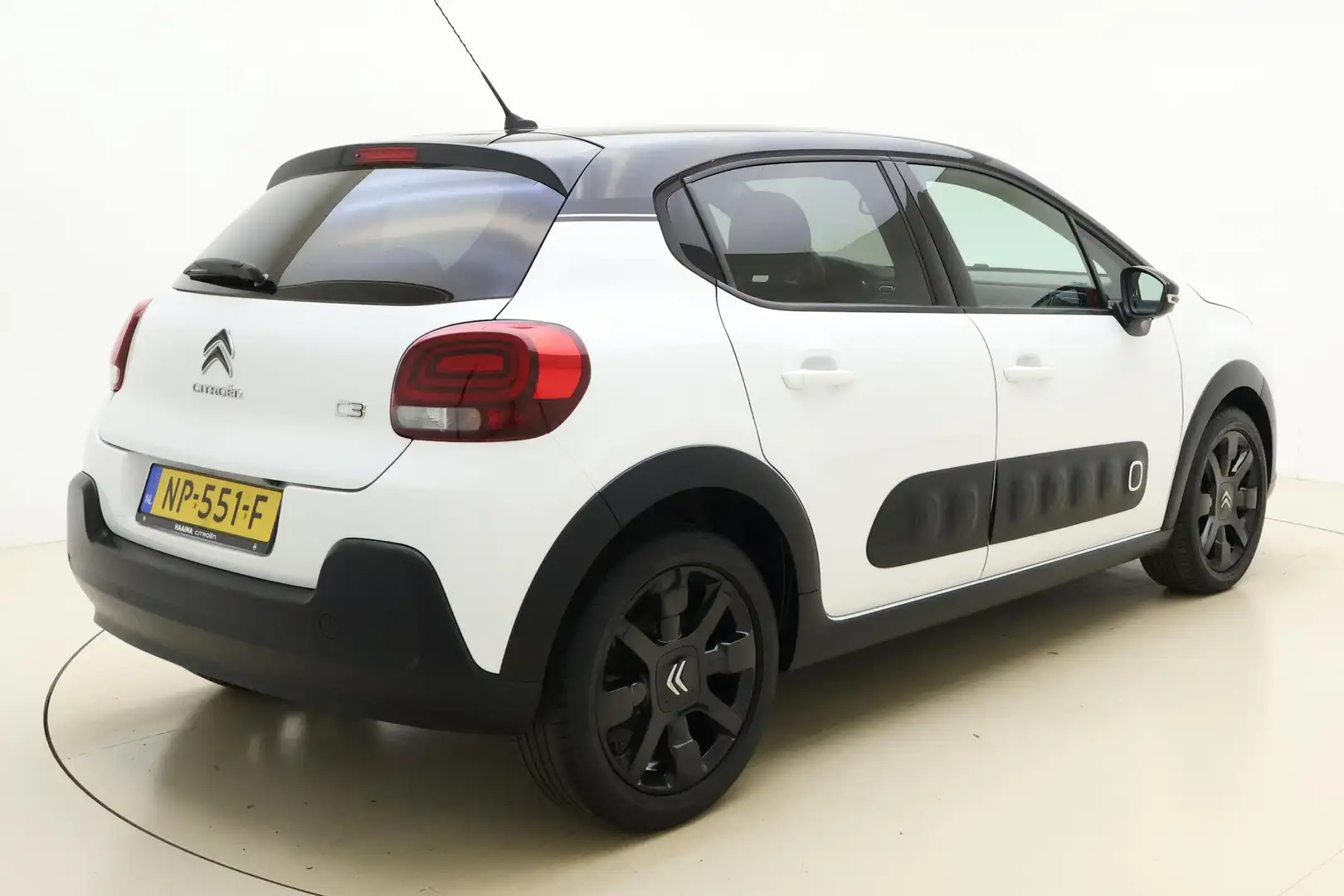 Citroen C3 1.2 PureTech S&S Shine 110 pk | Autom. Airco | Nav Wit - 2