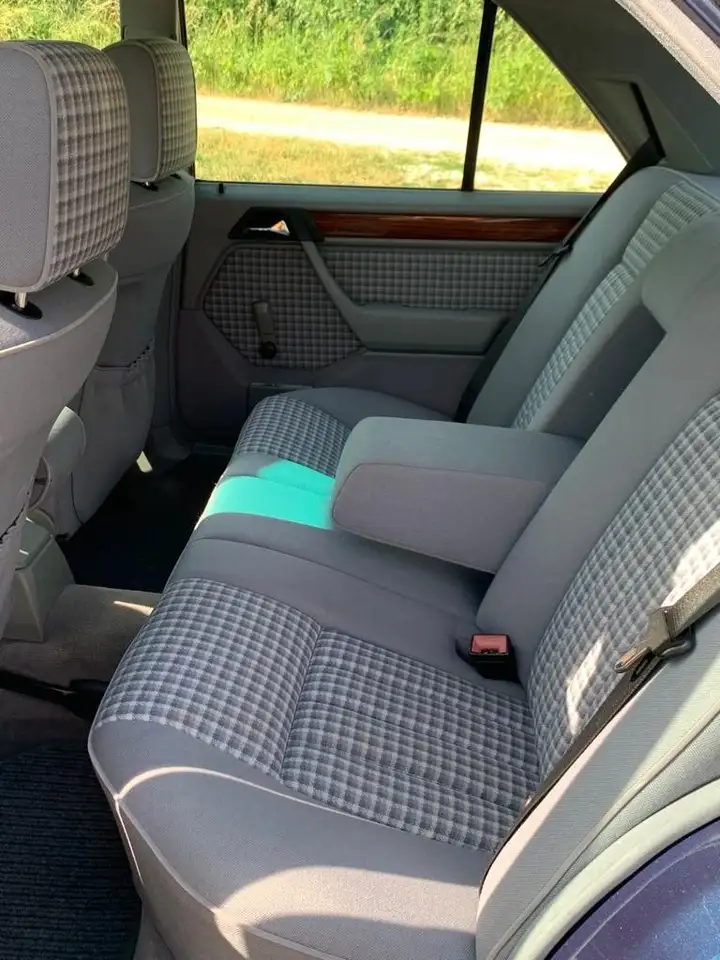 Mercedes-Benz 200, foto 5