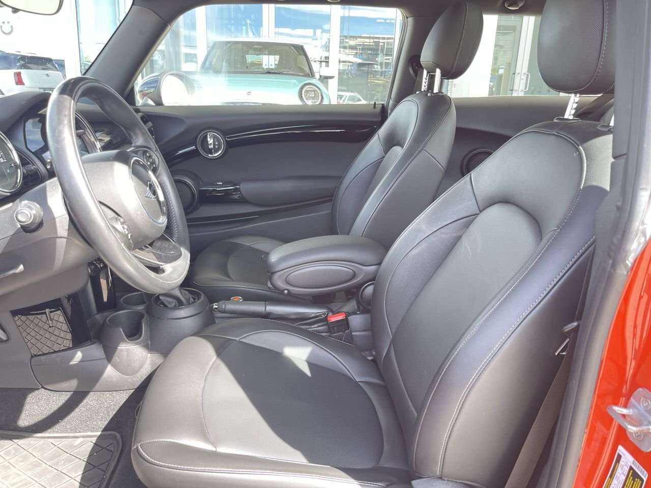 2019 MINI 3 Door Cooper — снимка 1