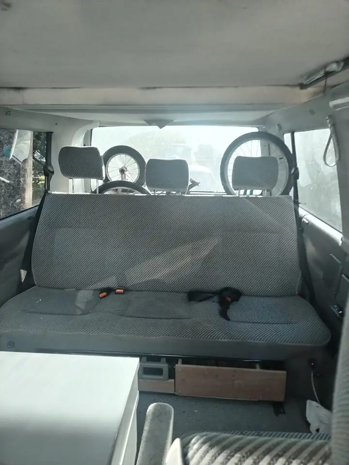 Volkswagen T4 Transporter multivan · 2.5 TDI 102 ch · Toit relevable · 7 places · 5 couchages, foto 4