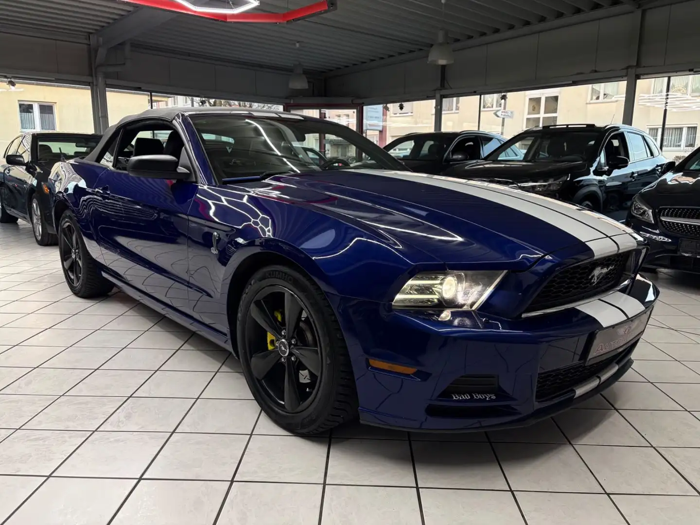 Ford Mustang Cabrio 3.7 XENON LEDER SPORTAUSPUFF - 1