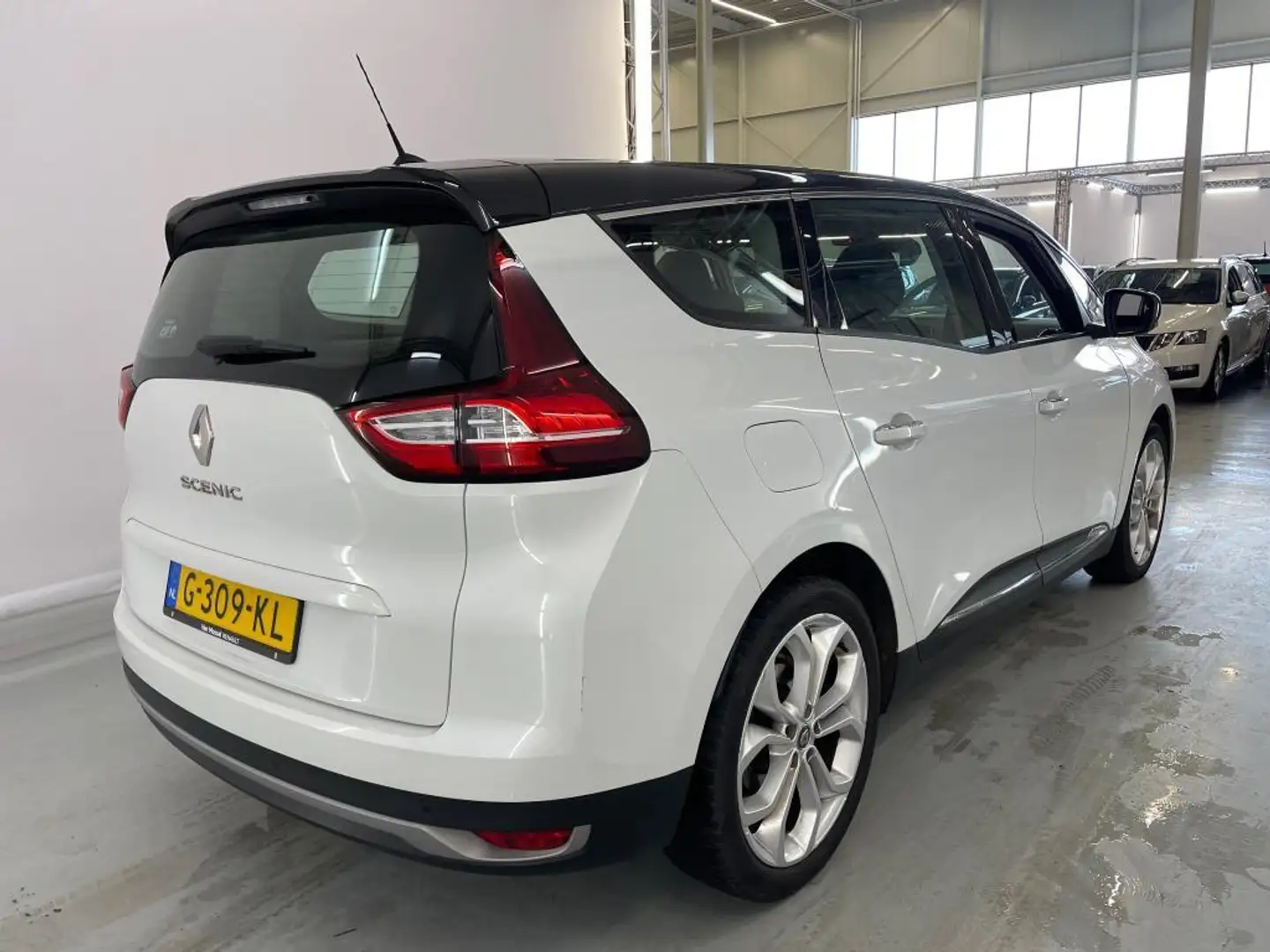 Renault Grand Scenic 1.3 TCe Bose 7p. 7 PERSOONS 1E EIGENAAR VOLLEDIG O Wit - 2