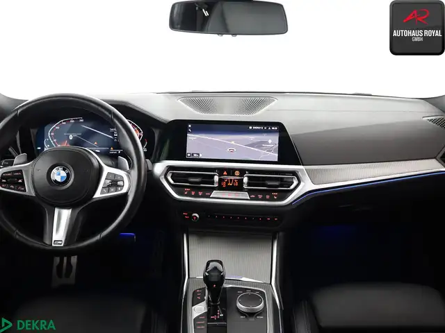 BMW 3 Series view 9