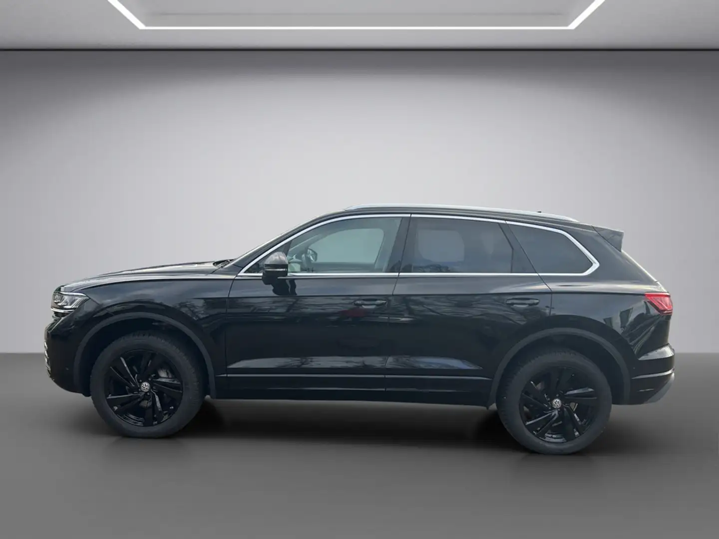 Volkswagen Touareg 3.0 V6 TDI 4MOTION Elegance AHK Schwarz - 2