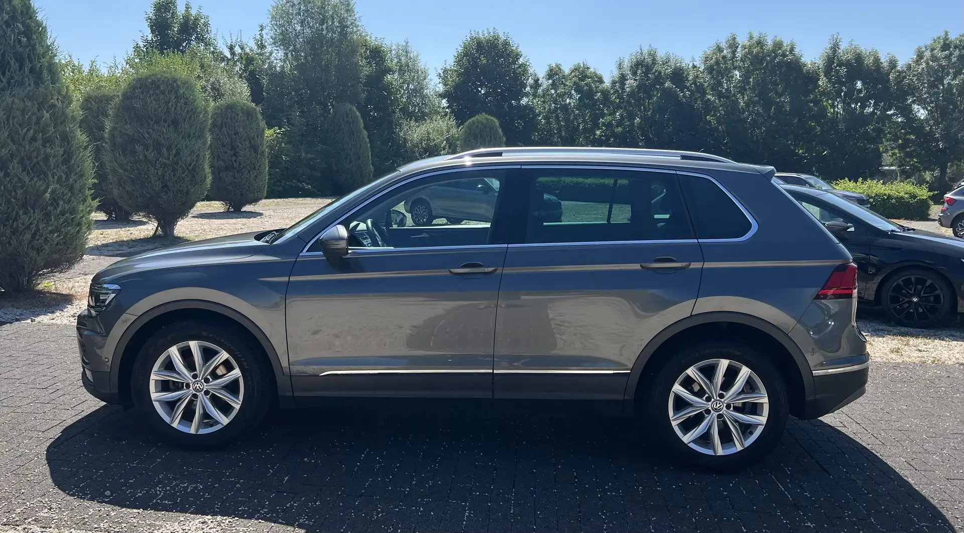 Volkswagen Tiguan 1.4 TSI DSG Highline AHK, LED, Kamera Gris - 2