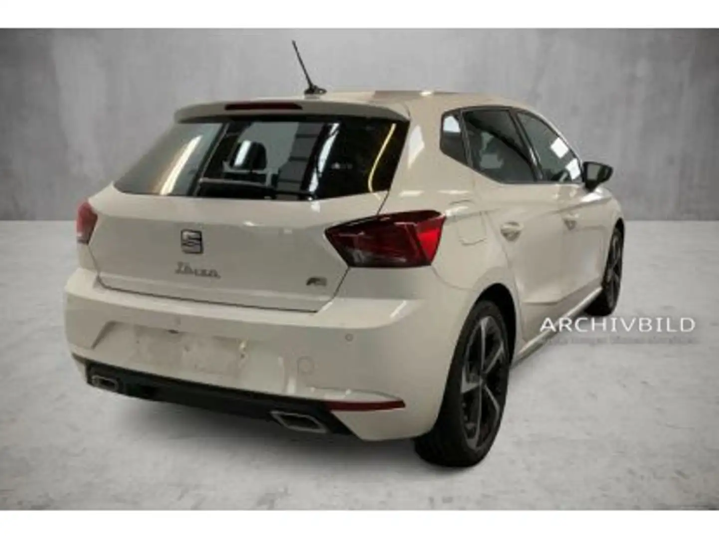 SEAT Ibiza DSG VIRT KAM LED SHZ PDC Schwarz - 2