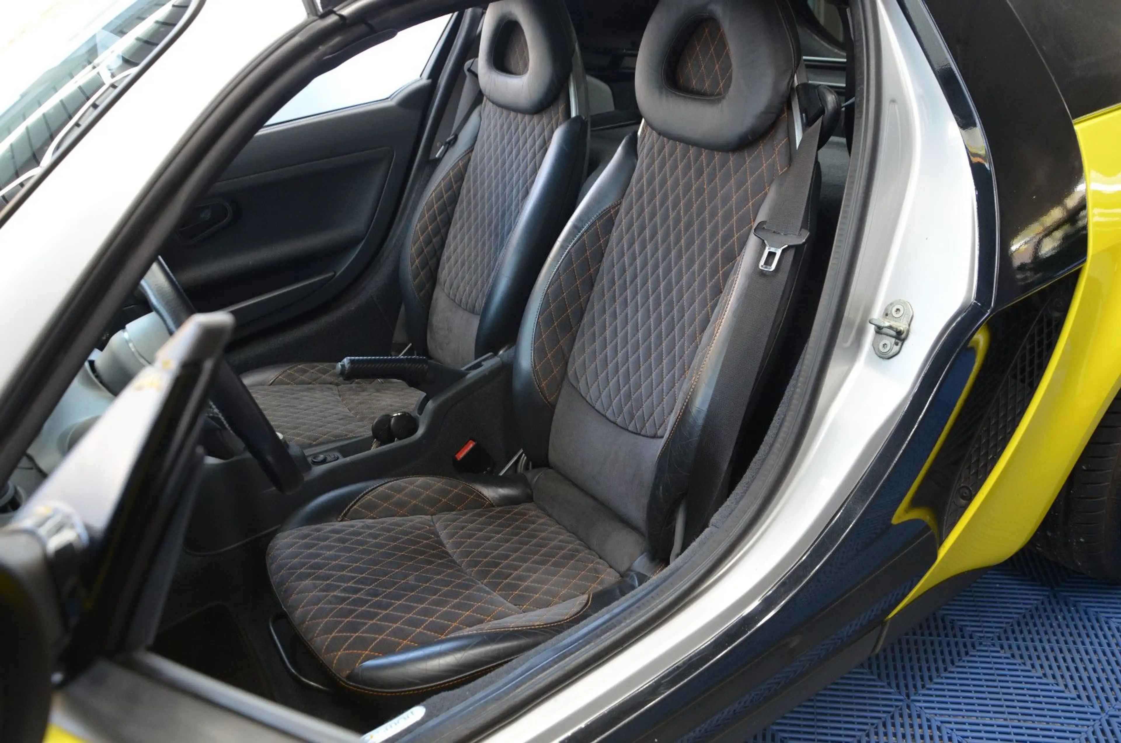 smart roadster Coupe *LORINSER*KLIMA*BLICKFANG*97TKM! — photo 9