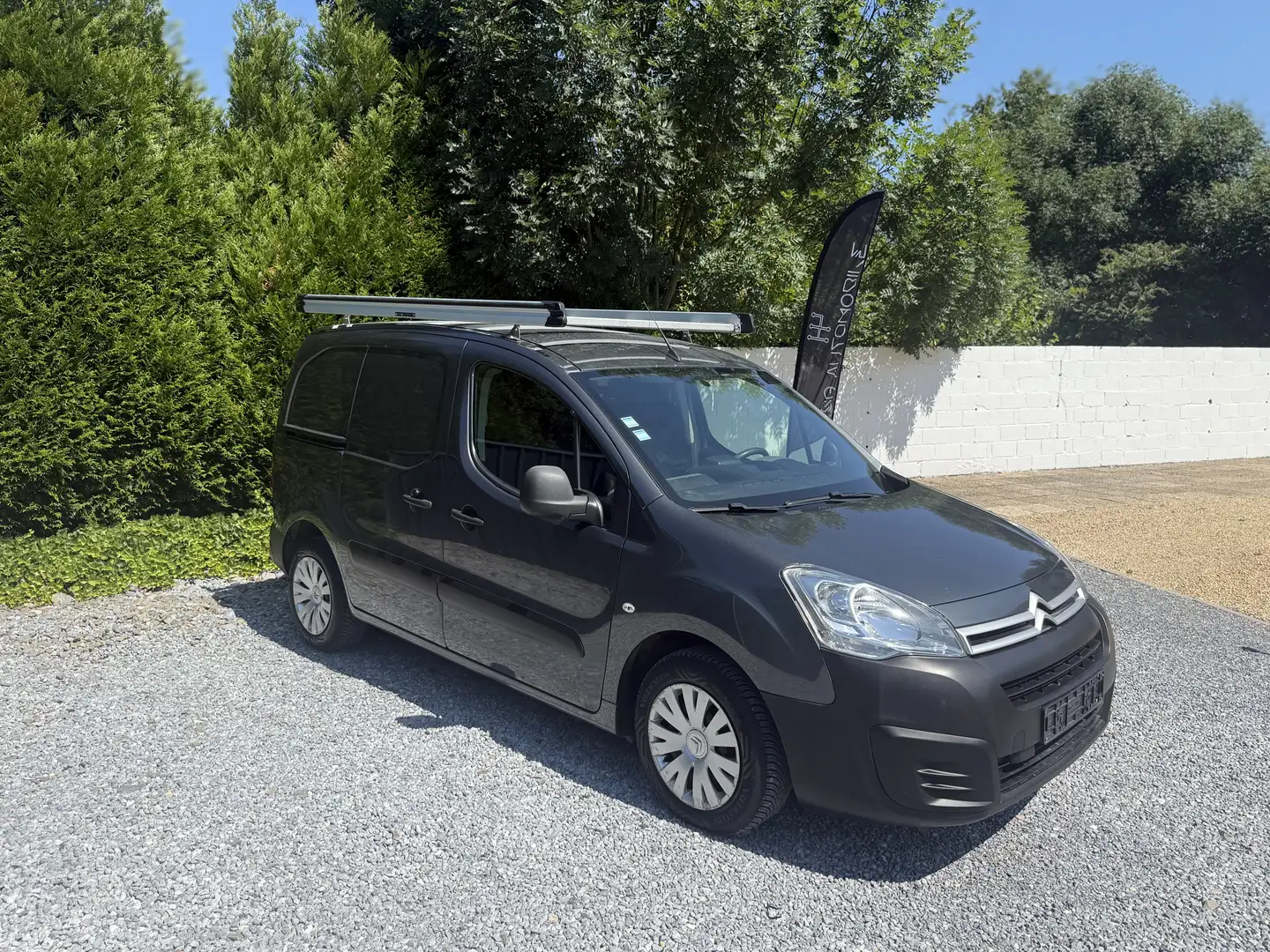 Citroen Berlingo 1.6 BlueHDi , navi , clim , capteur ,attache remo - 2