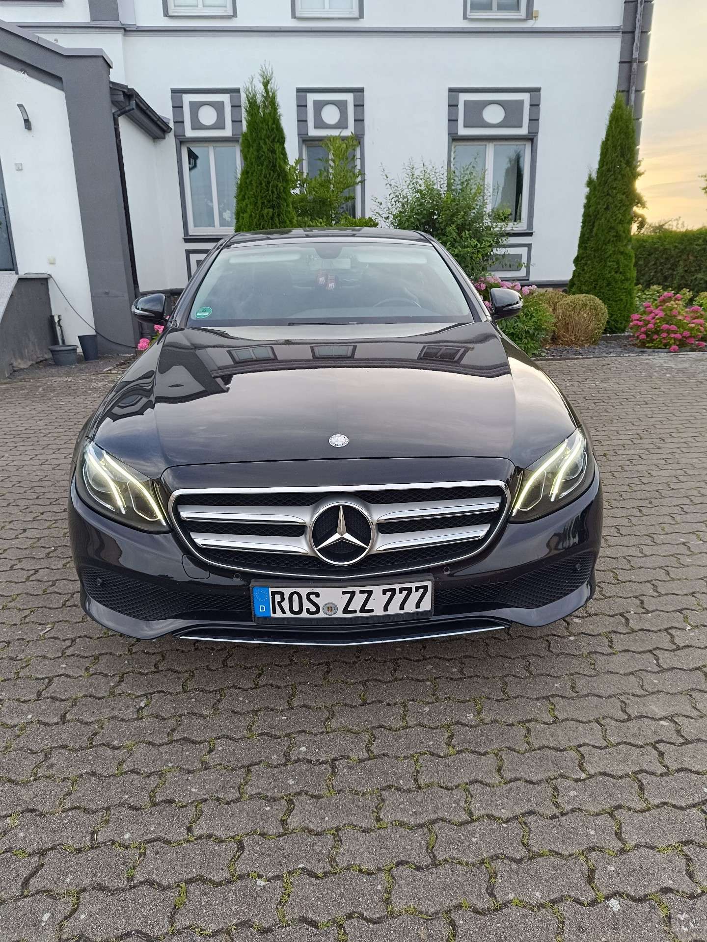 Second hand Mercedes Benz E-Class 200