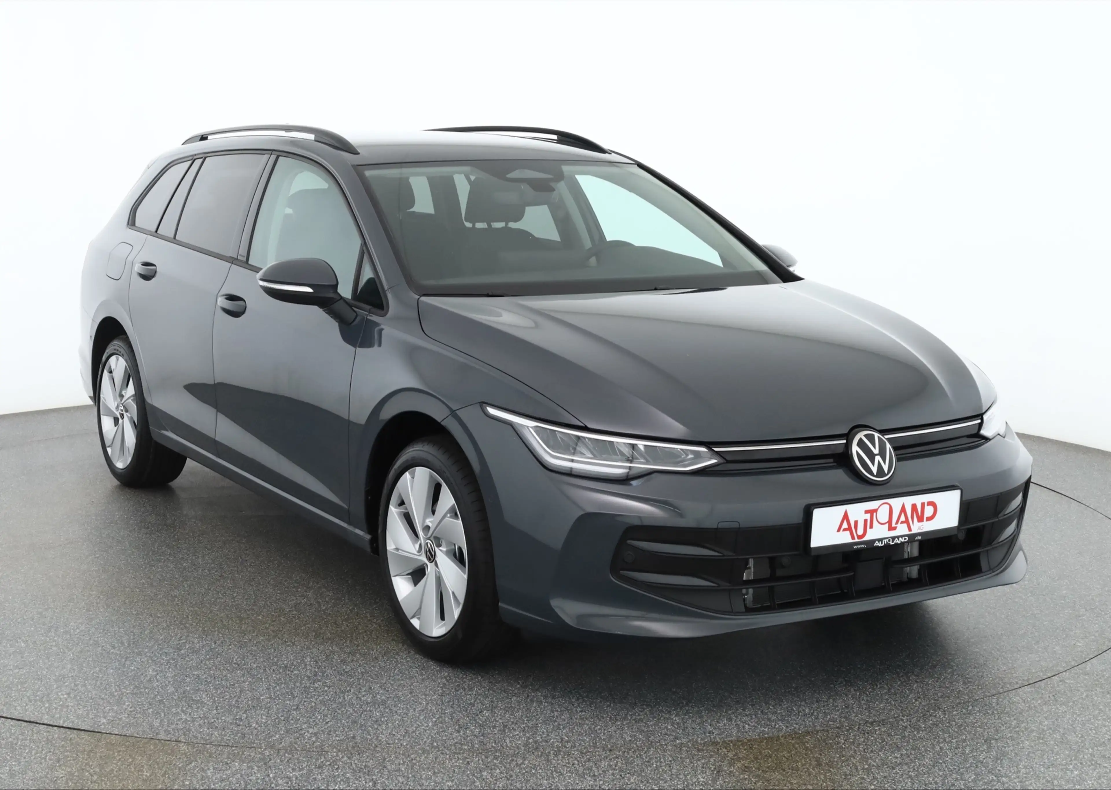 Volkswagen Golf VIII Variant 1.5 TSI LED ACC Kamera — photo 7