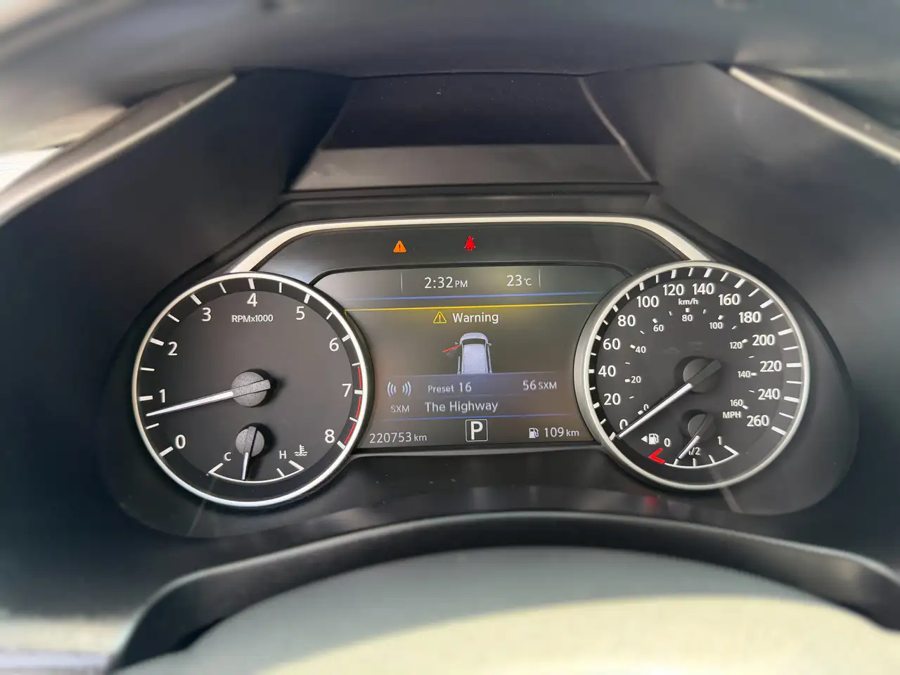 Nissan Murano снимка Nissan Murano