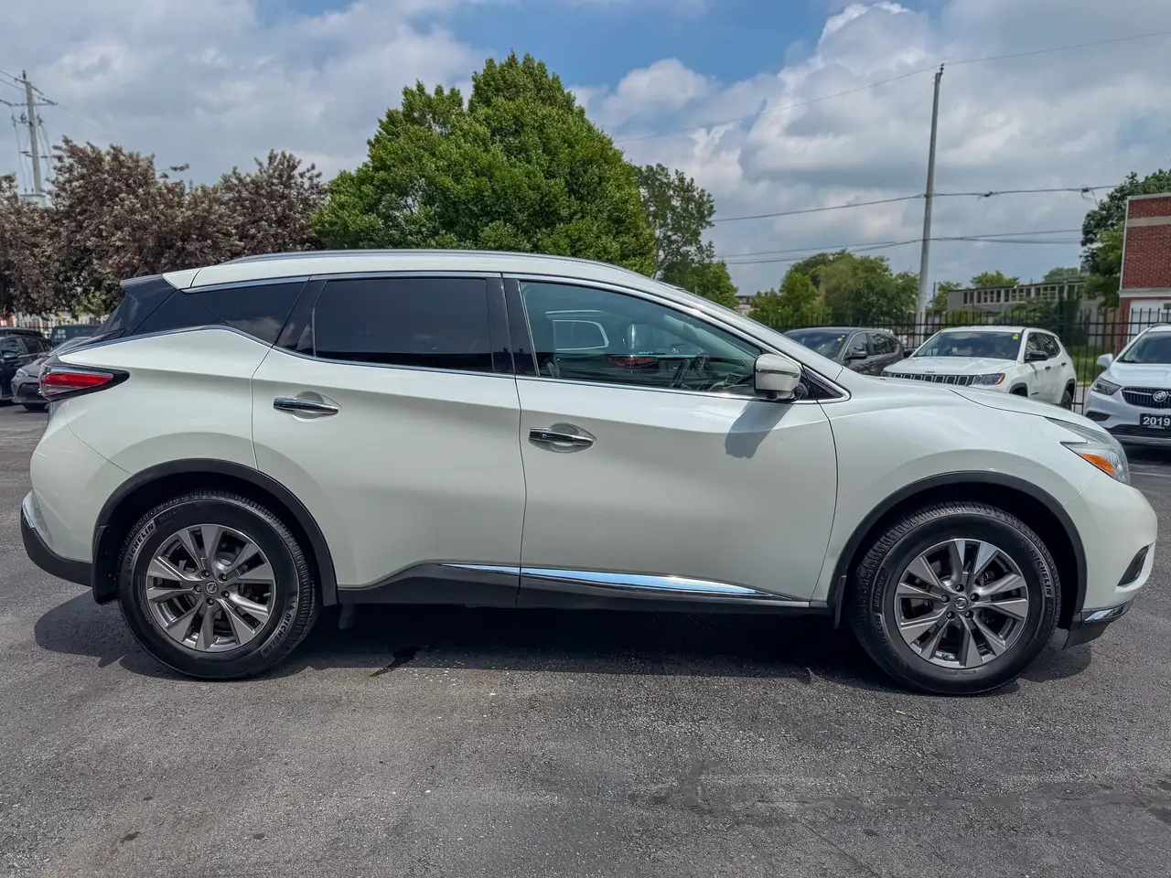 Nissan Murano снимка Nissan Murano