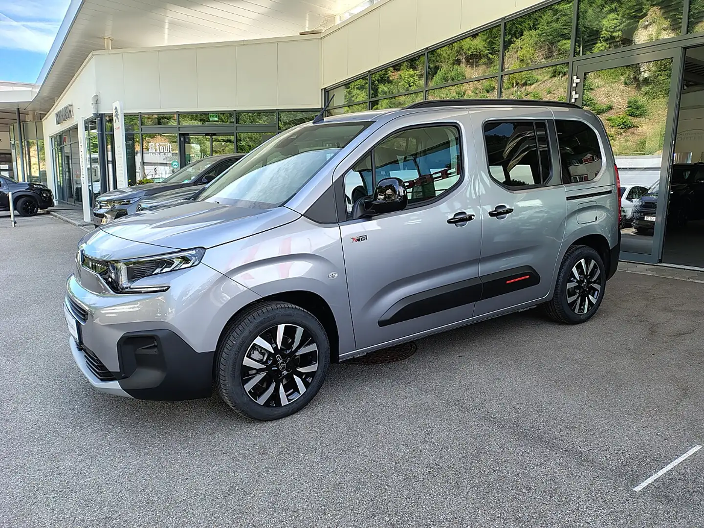 Citroen Berlingo 1.5 BlueHDi 130 FAP Max M (EURO 6e) Grau - 1
