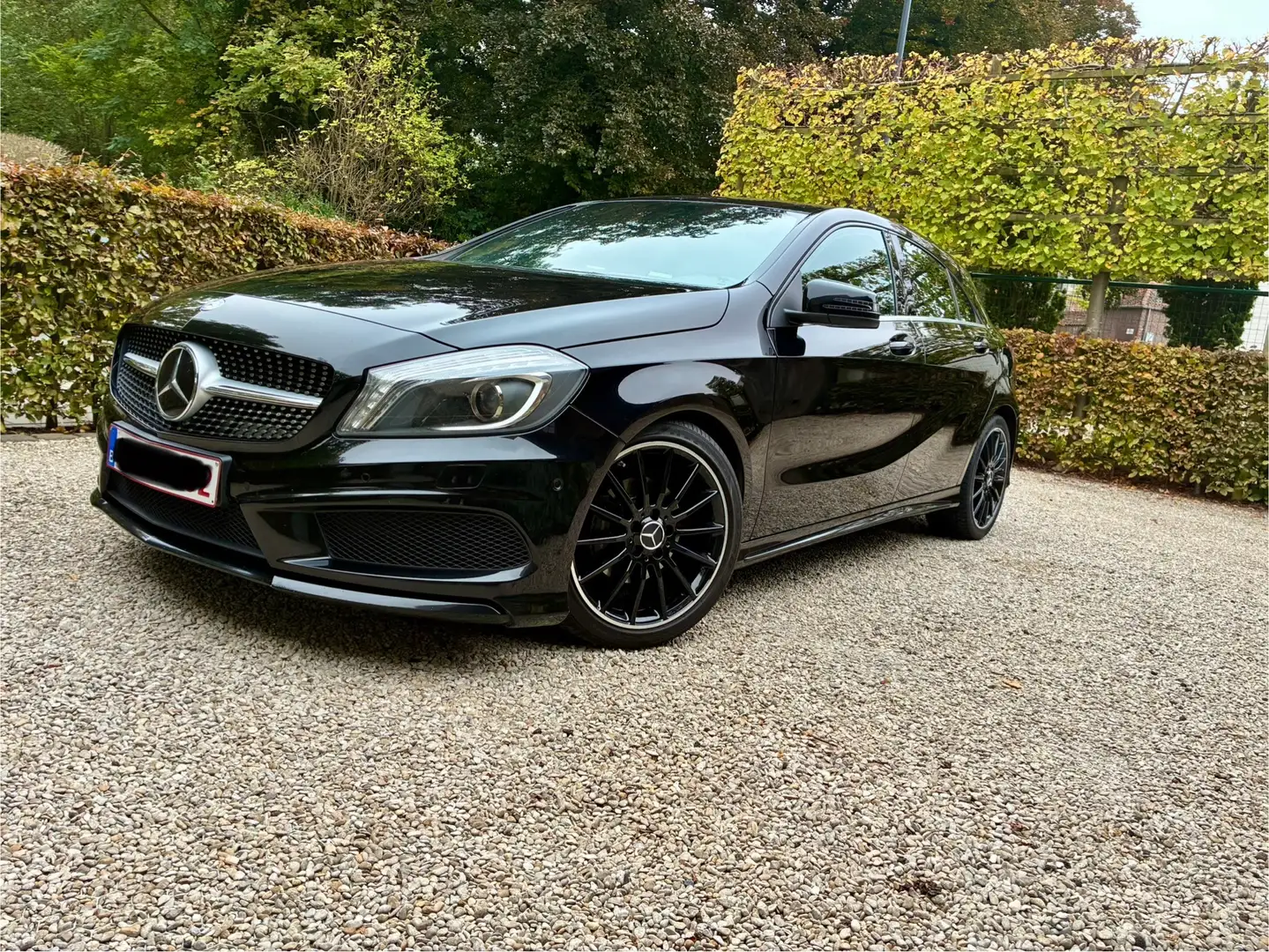 Mercedes-Benz A 180 AMG Line *Sport packet* - 1