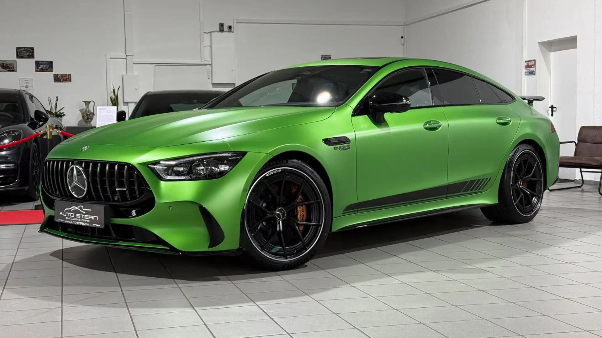Mercedes-Benz AMG GT 63 SE Performance "SPECIAL EDITION" NP255 Grün - 1