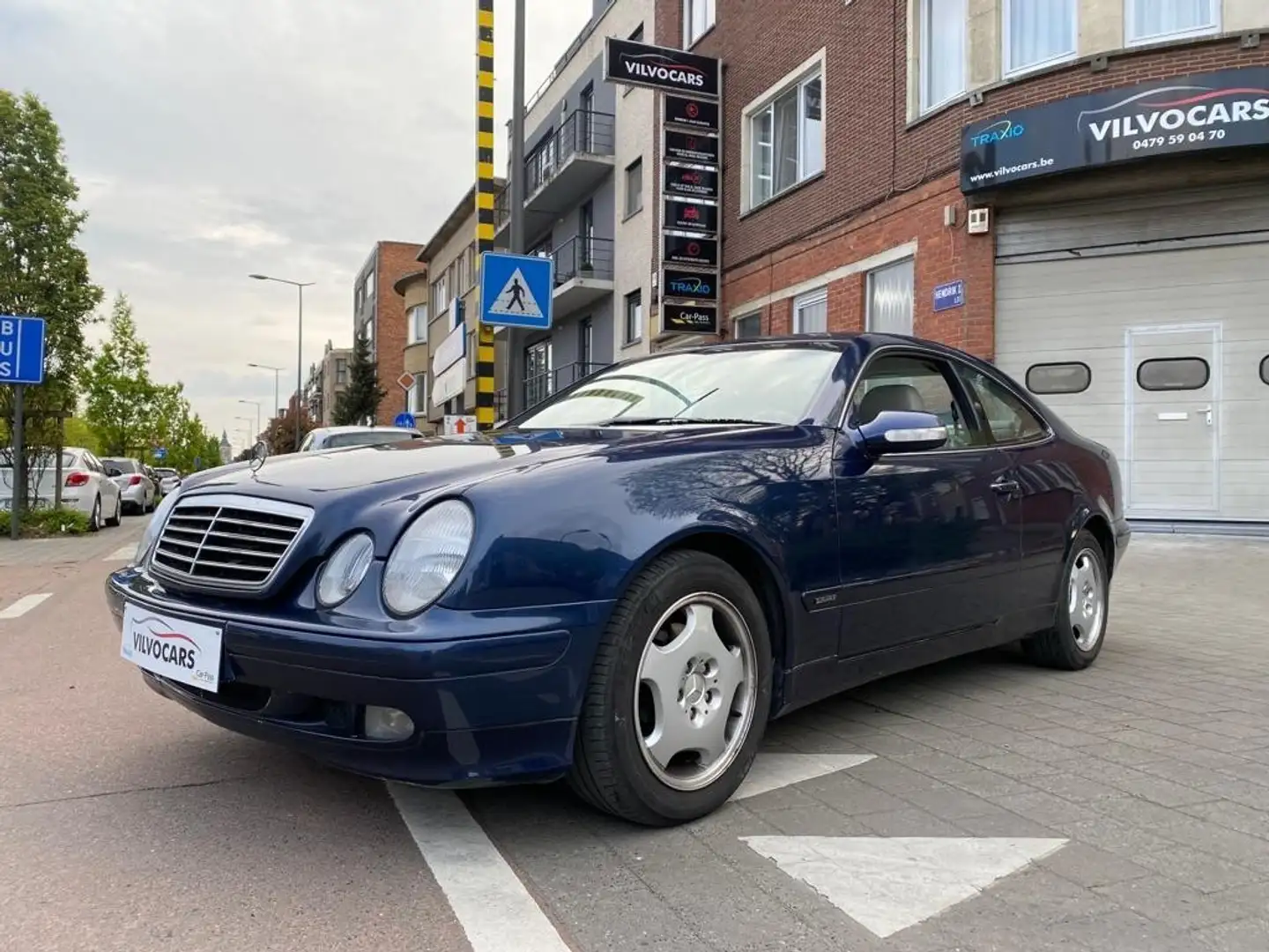 Mercedes-Benz CLK 200 Avantgarde Bleu - 1