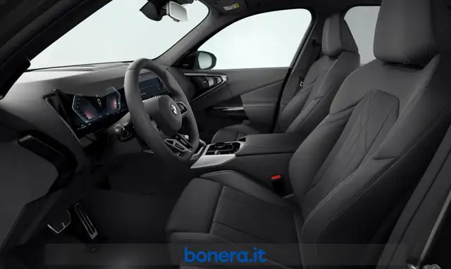 BMW X3 view 4