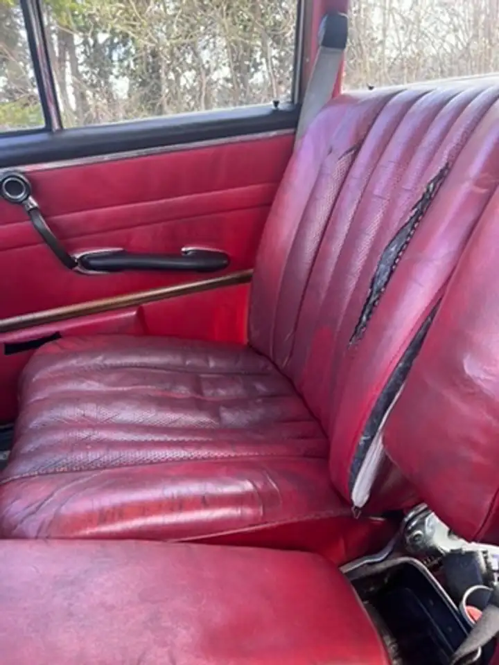 Mercedes-Benz 220 SE b (W111) Limousine, foto 10