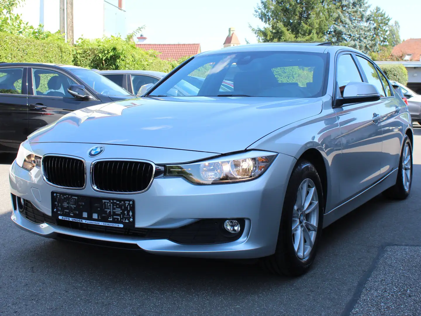 BMW 316 316D Aut F30 Gute Ausstattung! Gümüş rengi - 1