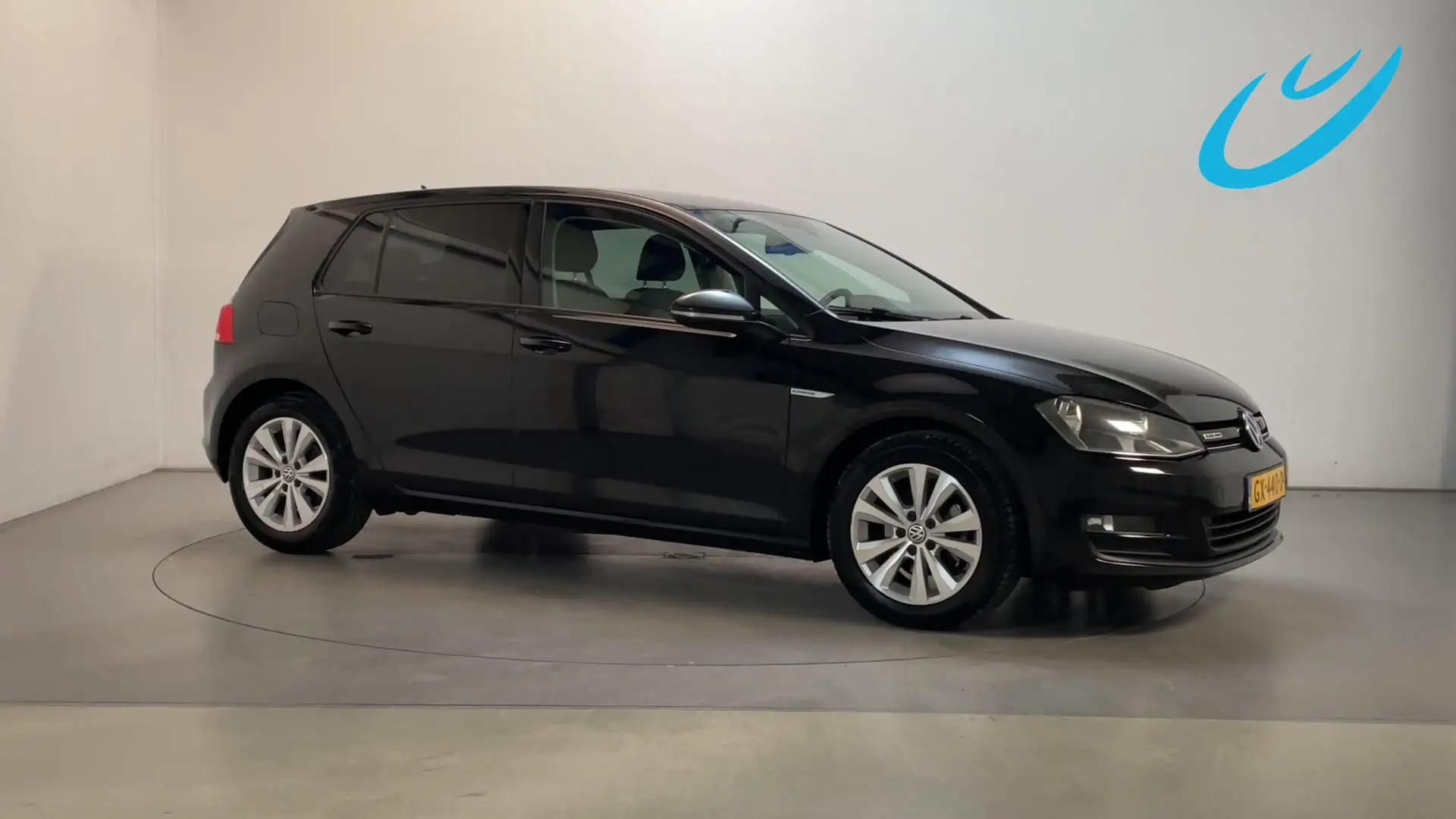 Volkswagen Golf 1.0 TSI 116pk Comfortline Parkeersensoren Navigati Noir - 1