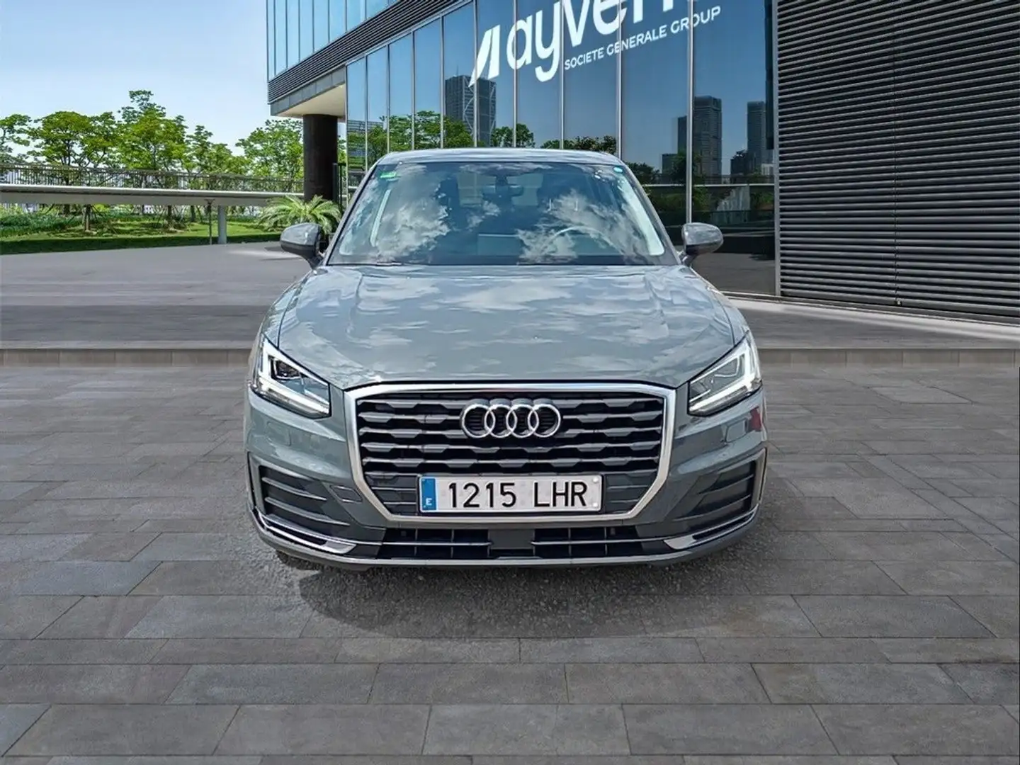 Audi Q2 30 TDI Advanced S tronic 85kW Gris - 2