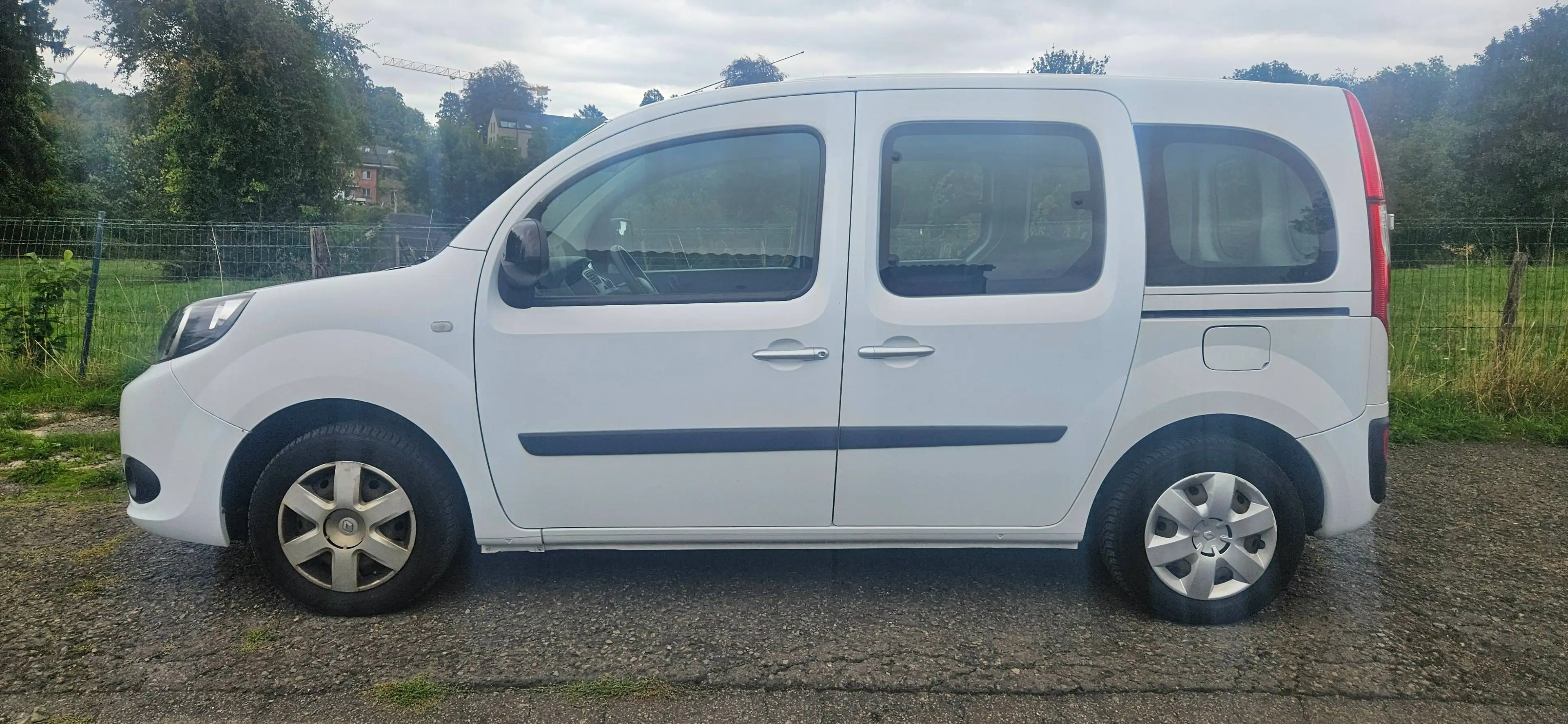 Renault Kangoo Kangoo 1.2 TCe Limited — photo 4