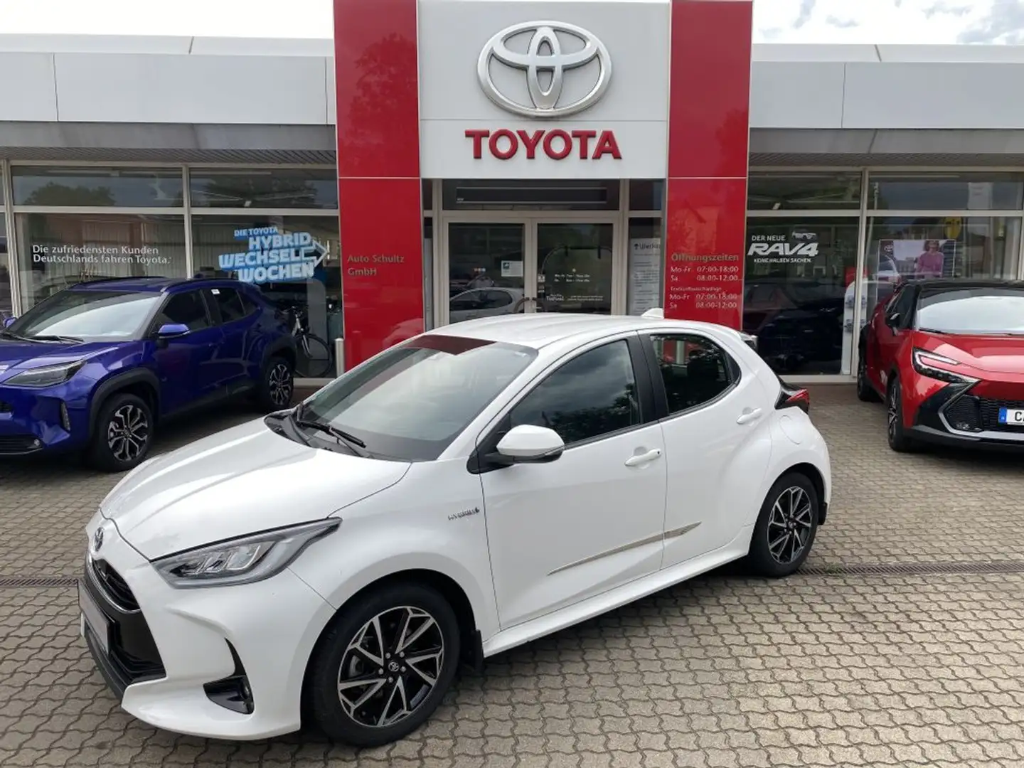 Toyota Yaris Hybrid AT Club + Protection-Paket - Scheckheft Blanc - 1