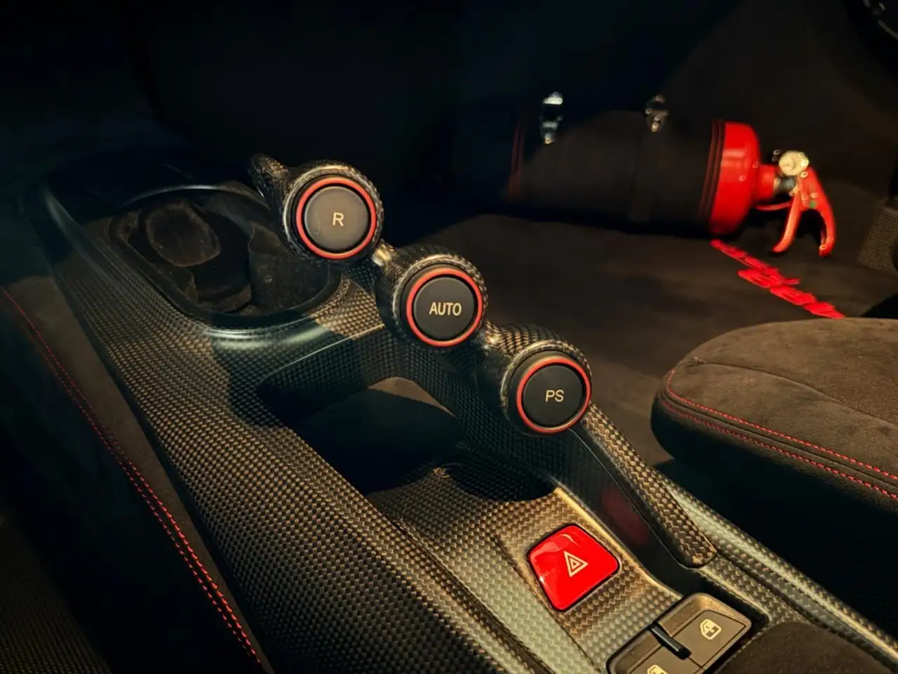 Ferrari 488 снимка Ferrari 488