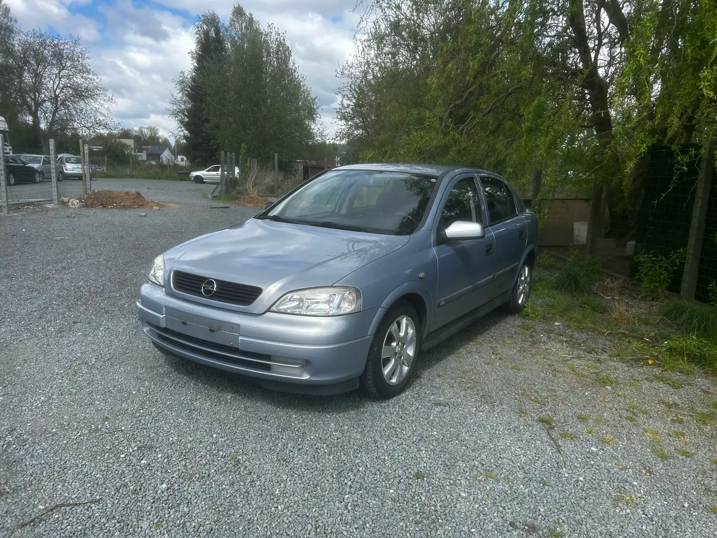 Opel Astra 1.4i XE 16v euro 4 essence automatique Argent - 1