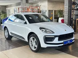 Porsche Macan 2.0 Turbo*PDK*Allrad*LED PDLS*PCM*Navi