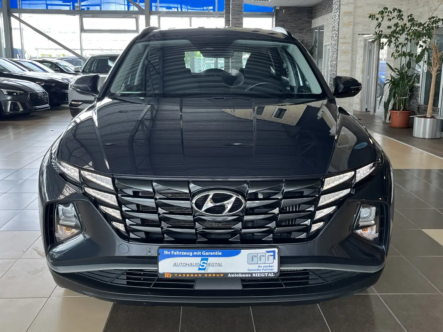 Hyundai TUCSON Hybrid 4WD Navi ACC dig.Cockpit R.Cam SHZ Schwarz - 2