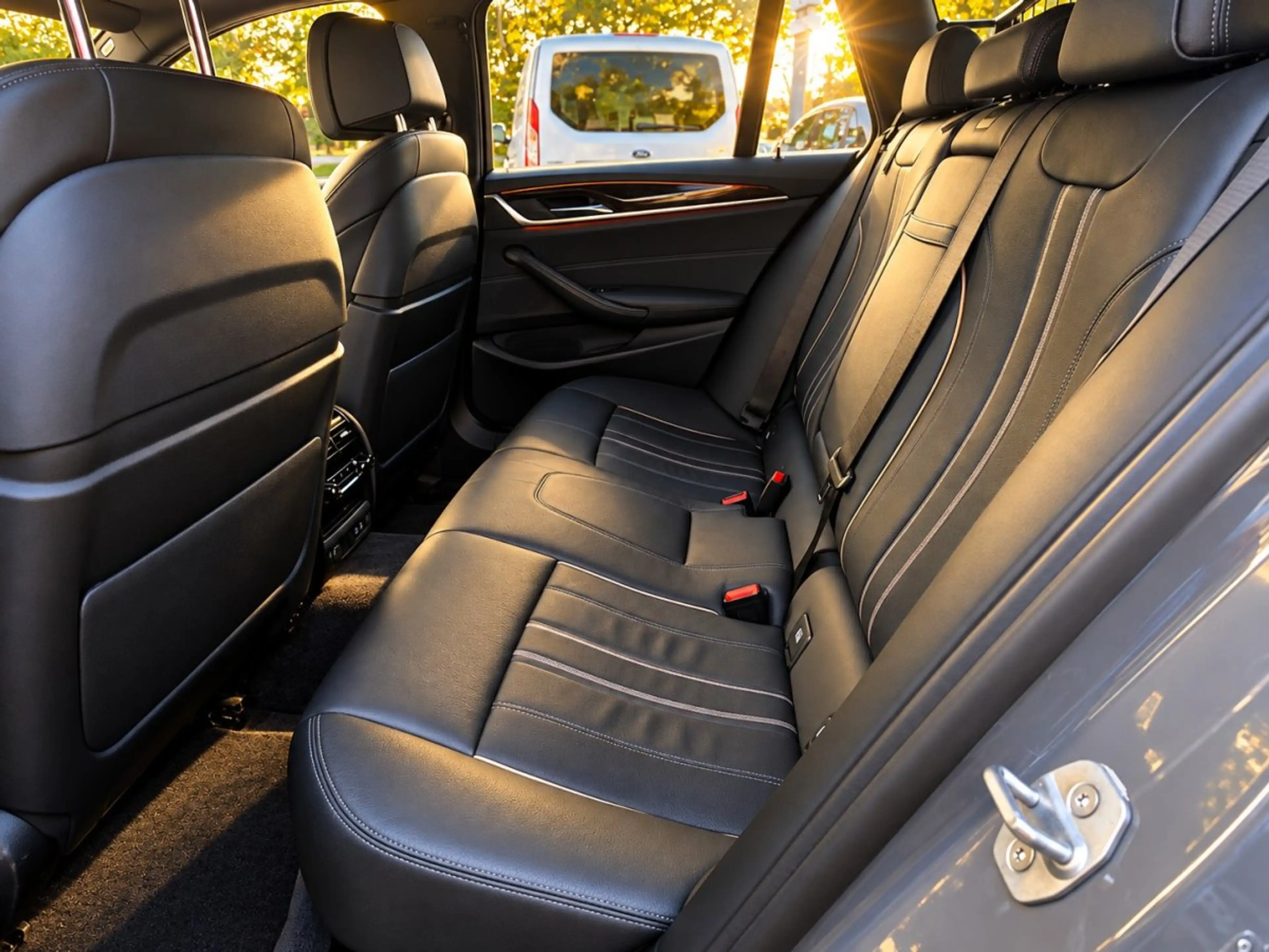 BMW 530 d Mild Hybrid xDrive Luxury Line 3,0 TDI *AHK-NAVI — photo 6
