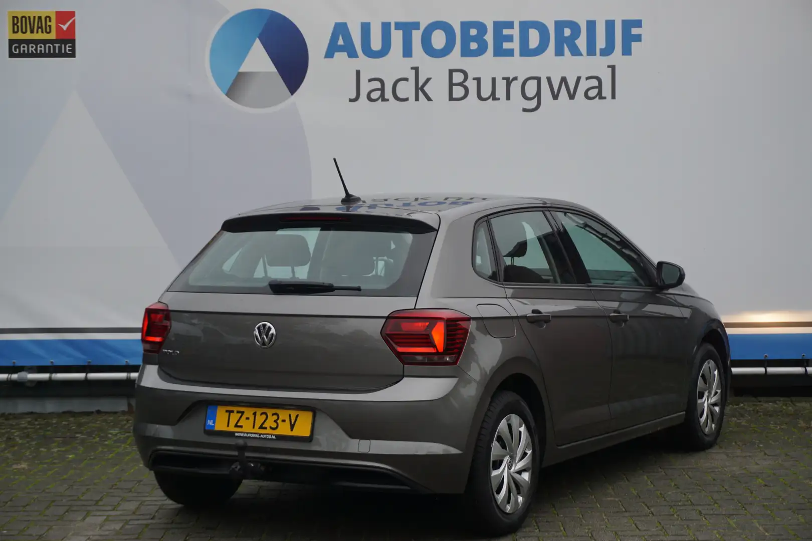 Volkswagen Polo 1.6 TDI Comfortline Trekhaak | Camera | ACC | Appl Gris - 2