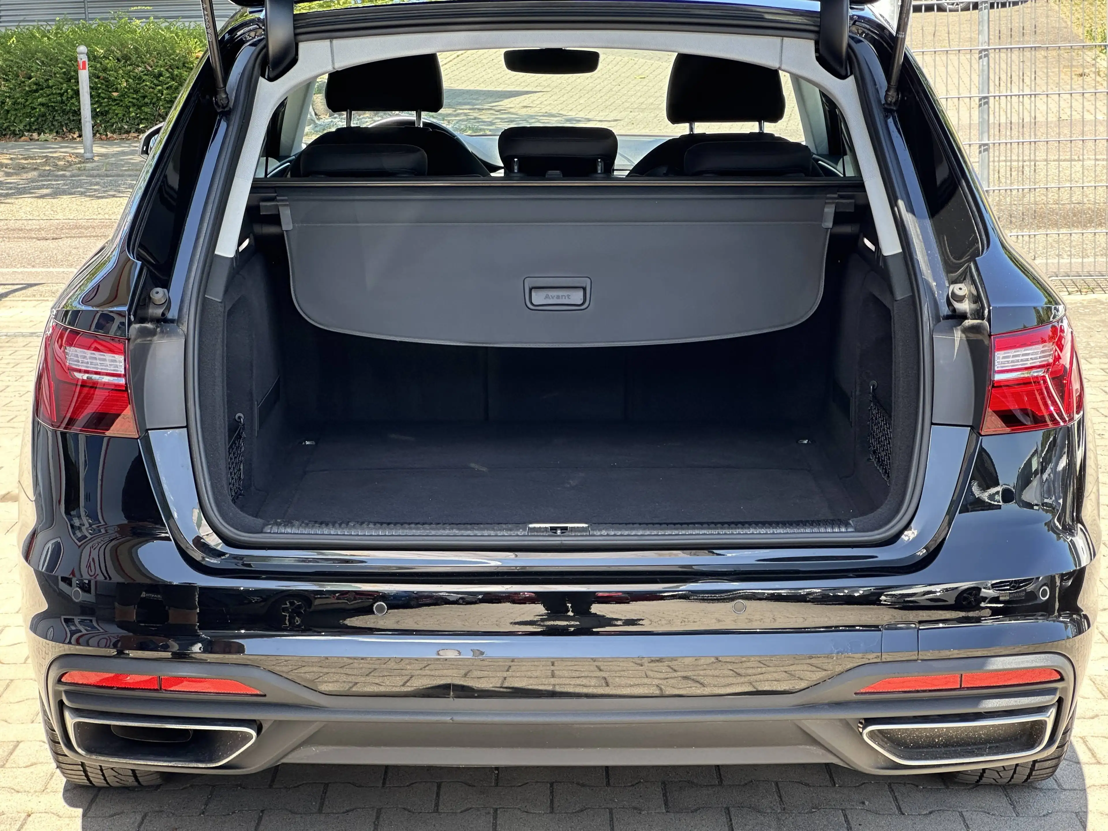Audi A4 30 TDI*Navi*Virtual*LED*APS*ACC*Temp*Sitzhzg*SR+WR — photo 5