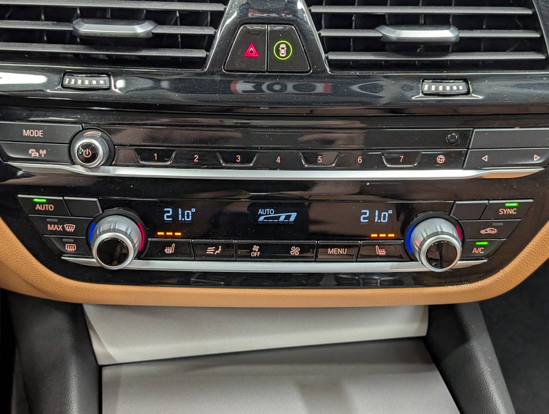 BMW 520 dA Berline **CUIR-LED-NAVI-CAMERA-DIGITAL COCKPIT** — photo 10