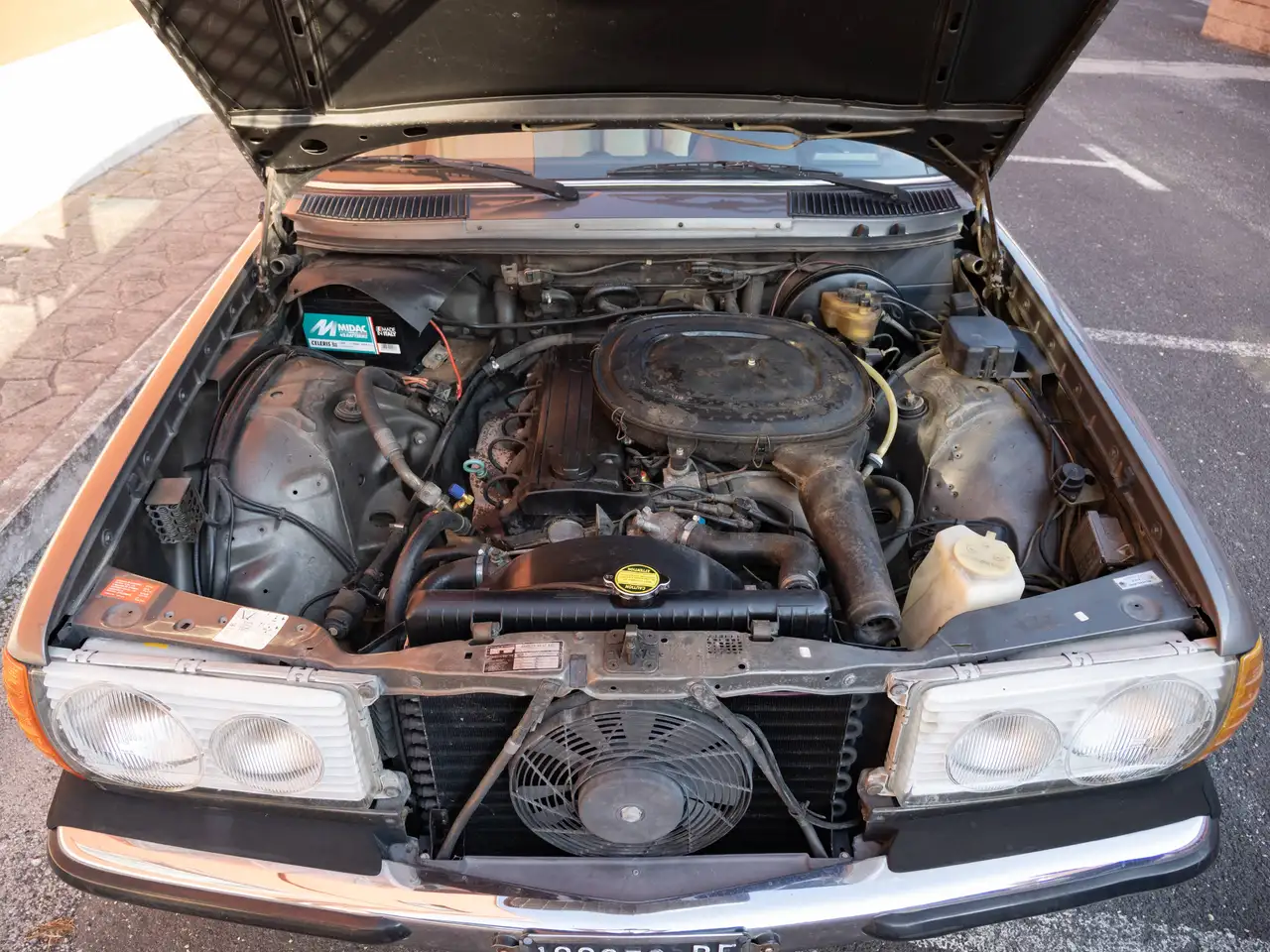 Mercedes-Benz E 230 w123, foto 9