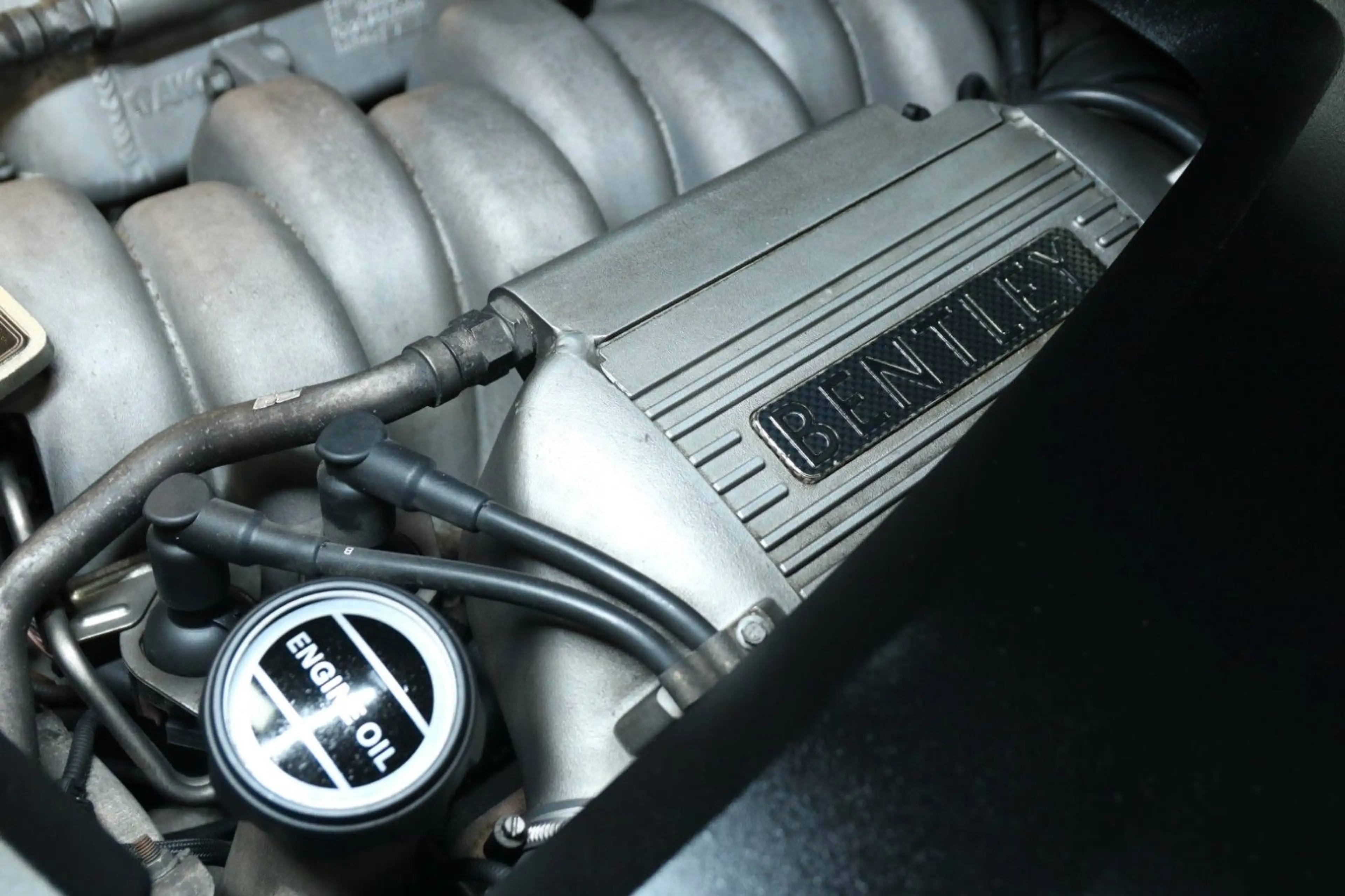 Bentley Azure Cabrio — photo 48