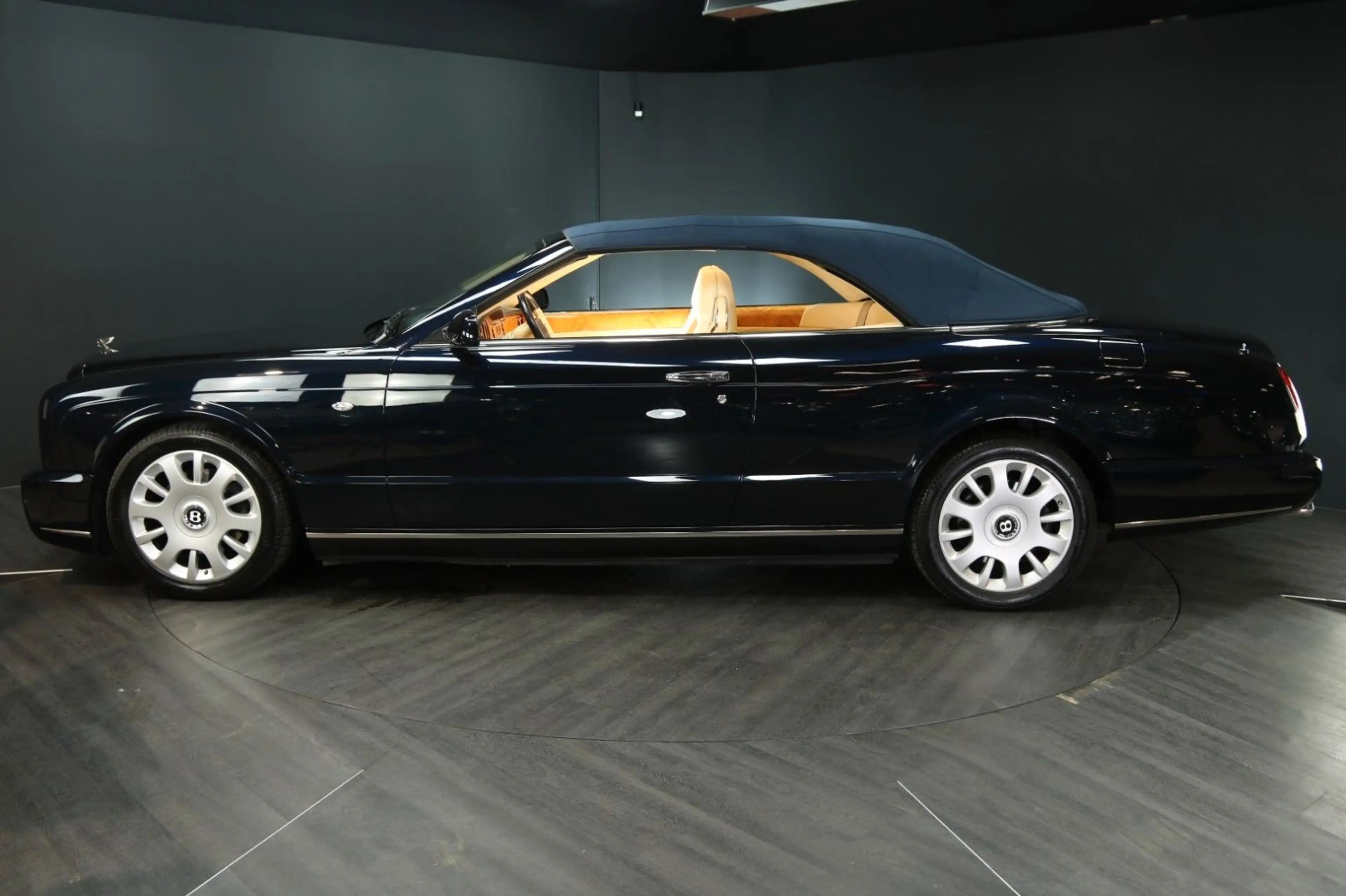 Bentley Azure Cabrio — photo 39