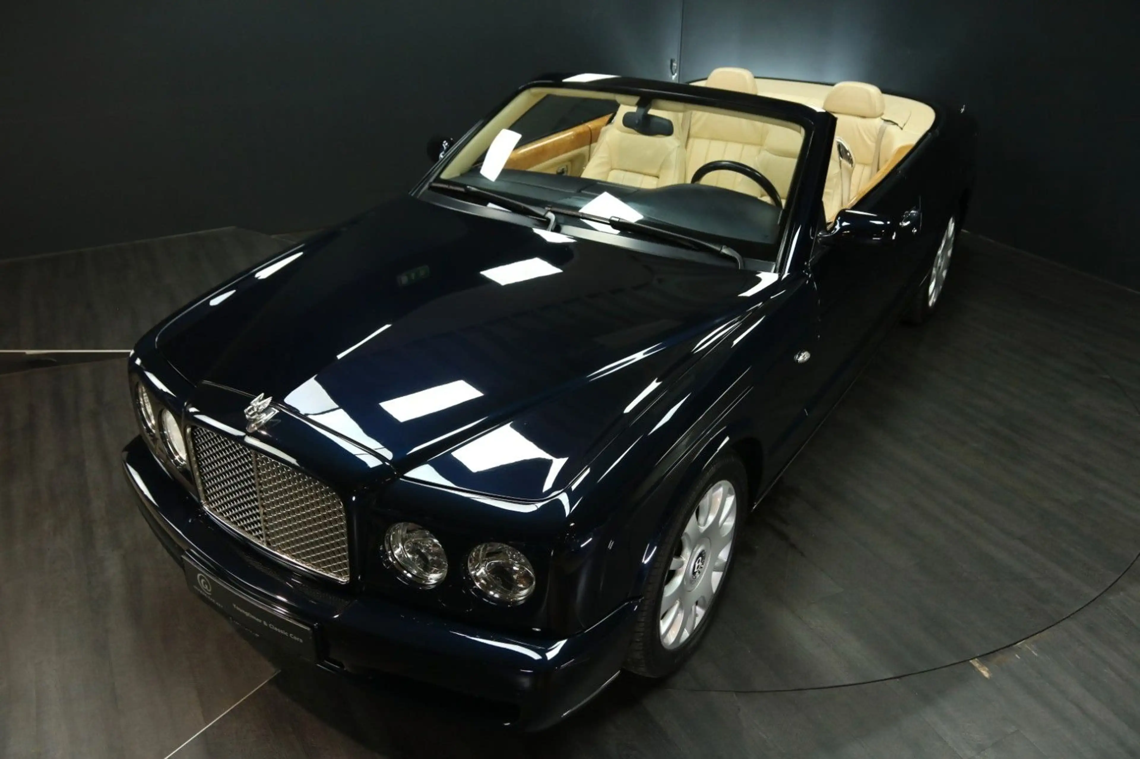 Bentley Azure Cabrio — photo 34