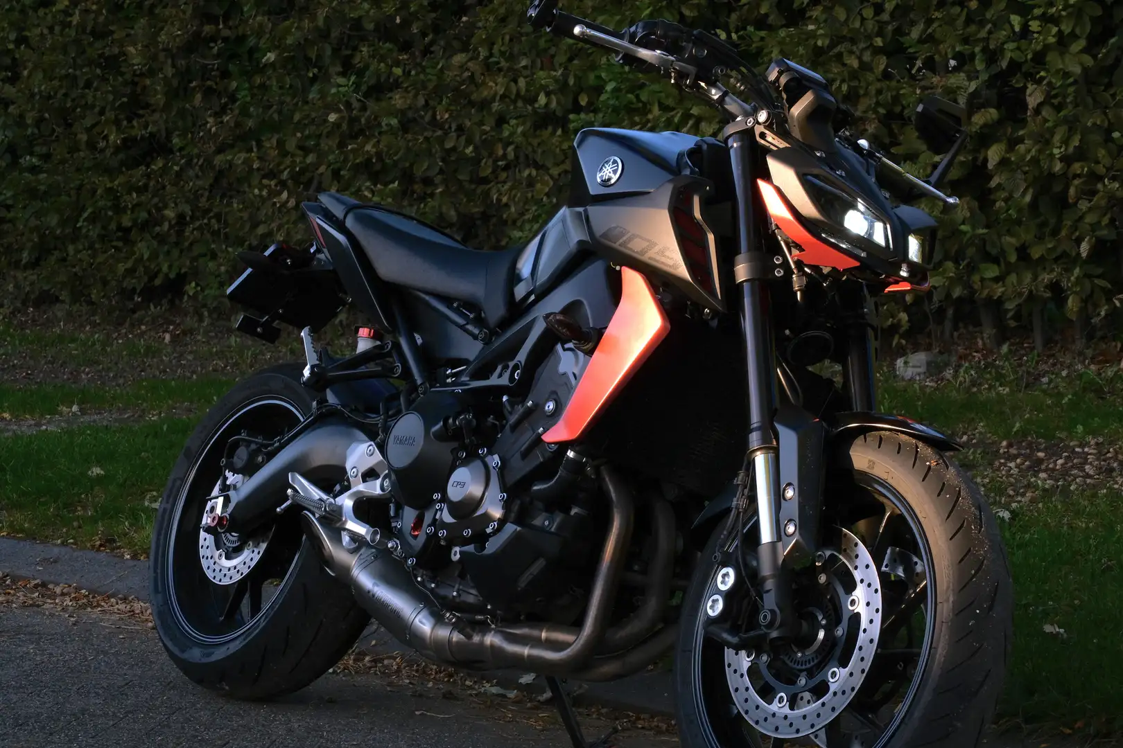 Yamaha MT-09 MT-09 - 1