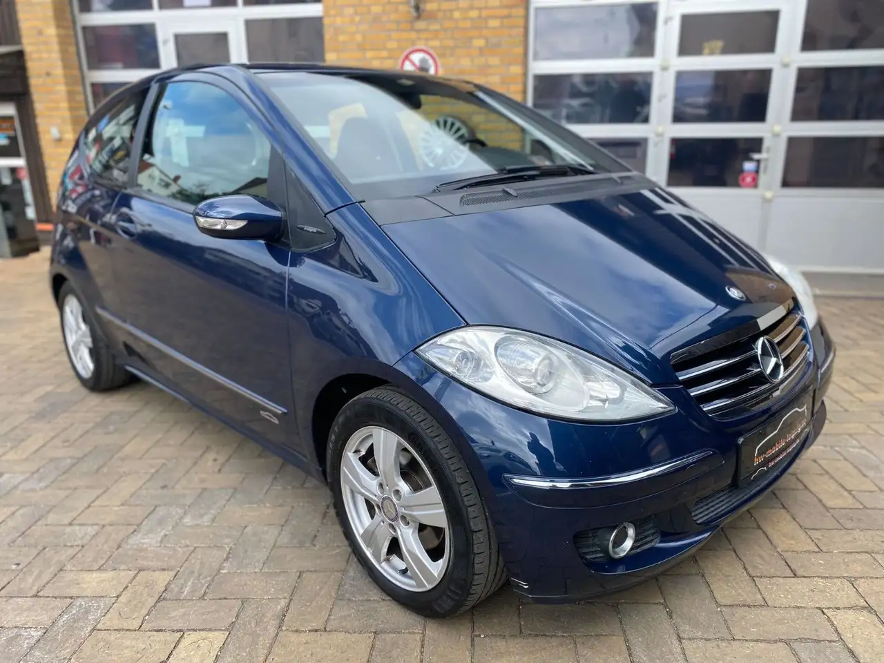 Mercedes-Benz A 200
